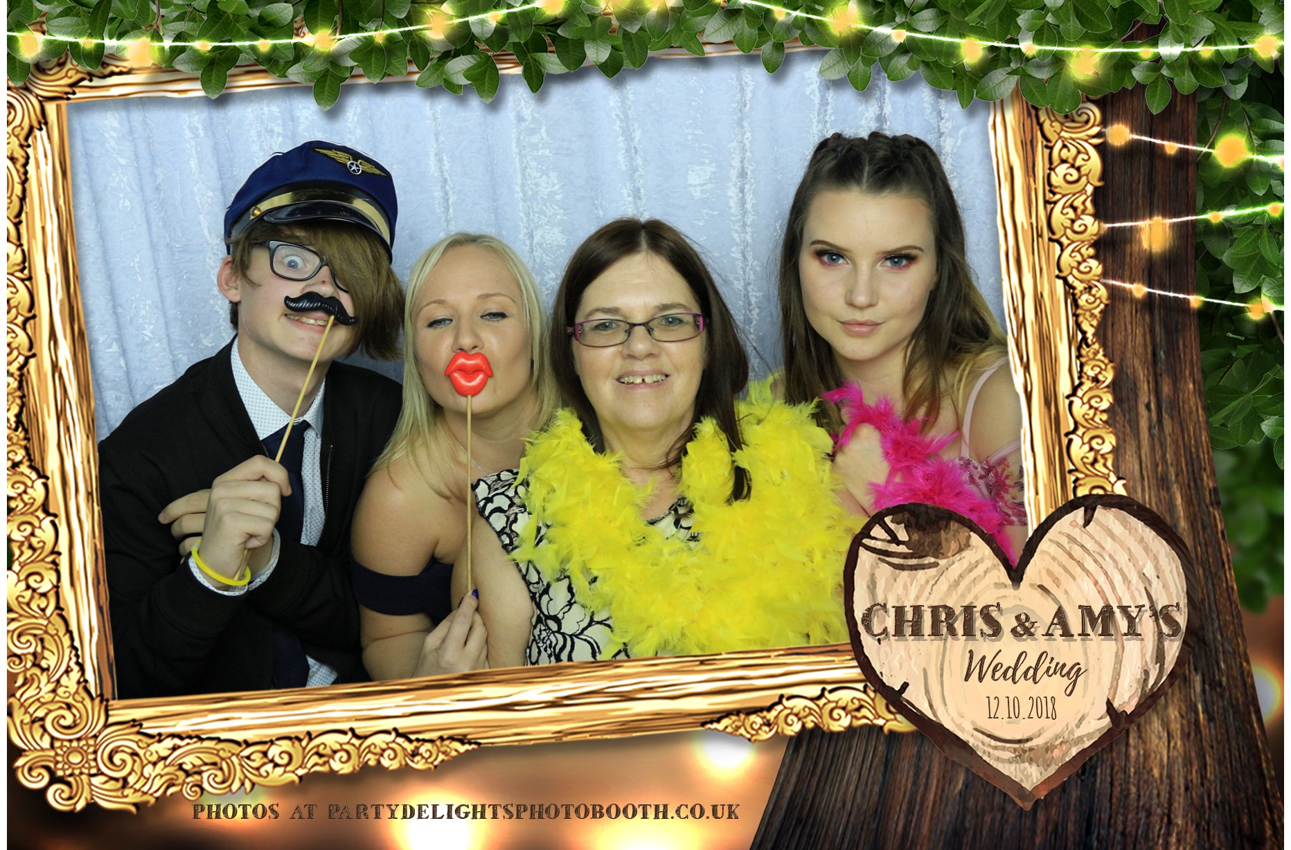 Chris & Amy's Wedding - Prints | View more photos from the event at gallery.partydelightsphotobooth.co.uk/u/PartyDelightsPhotoBooth/Chris-Amys-Wedding-Prints