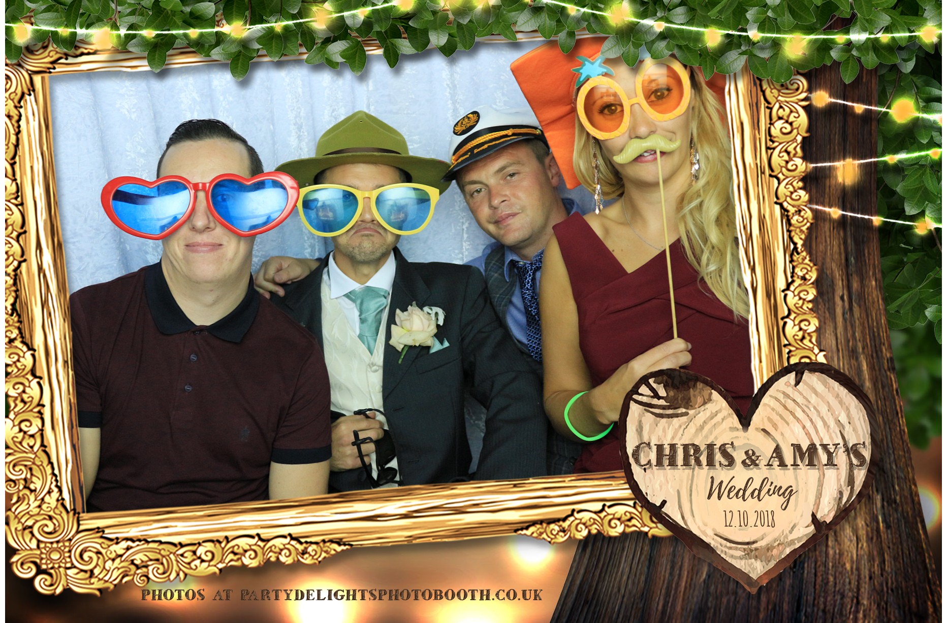 Chris & Amy's Wedding - Prints | View more photos from the event at gallery.partydelightsphotobooth.co.uk/u/PartyDelightsPhotoBooth/Chris-Amys-Wedding-Prints