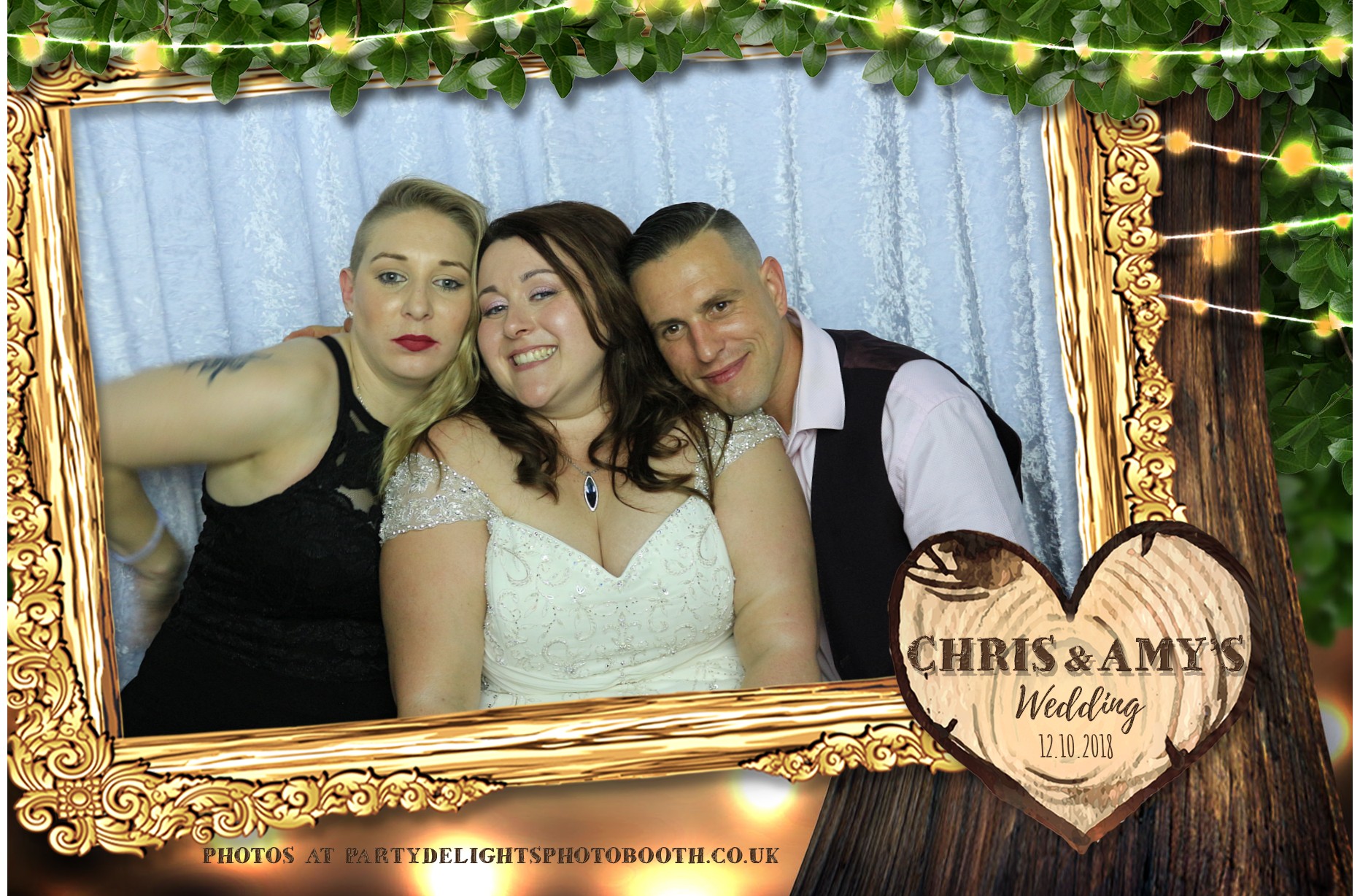 Chris & Amy's Wedding - Prints | View more photos from the event at gallery.partydelightsphotobooth.co.uk/u/PartyDelightsPhotoBooth/Chris-Amys-Wedding-Prints