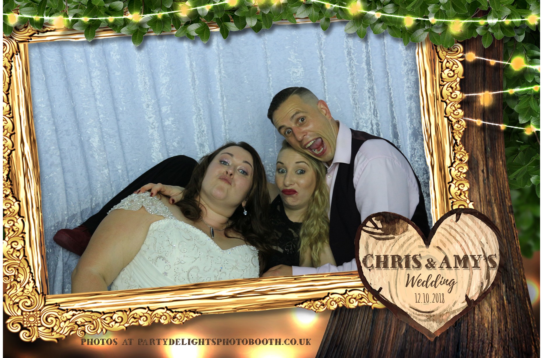Chris & Amy's Wedding - Prints | View more photos from the event at gallery.partydelightsphotobooth.co.uk/u/PartyDelightsPhotoBooth/Chris-Amys-Wedding-Prints