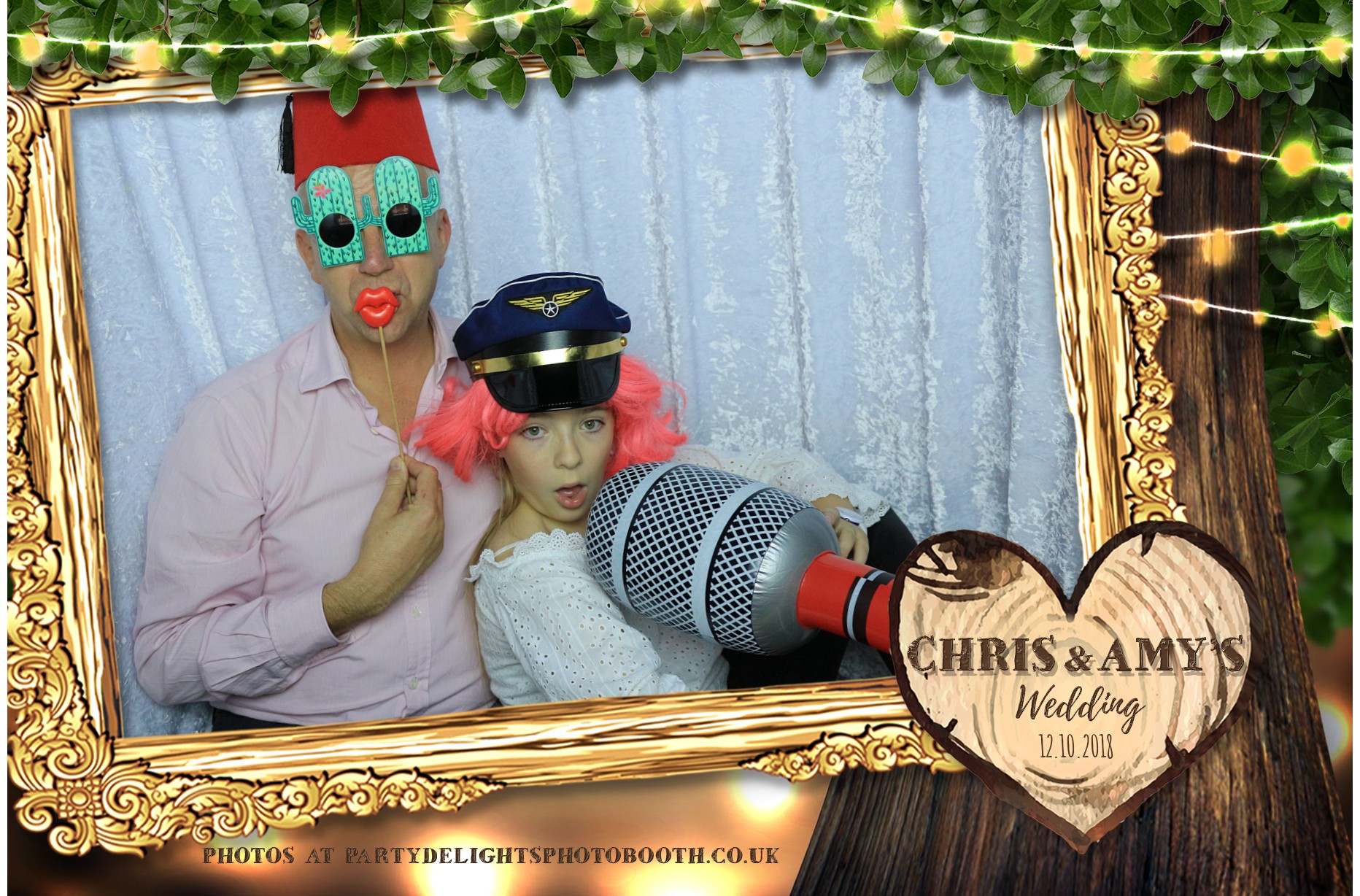 Chris & Amy's Wedding - Prints | View more photos from the event at gallery.partydelightsphotobooth.co.uk/u/PartyDelightsPhotoBooth/Chris-Amys-Wedding-Prints