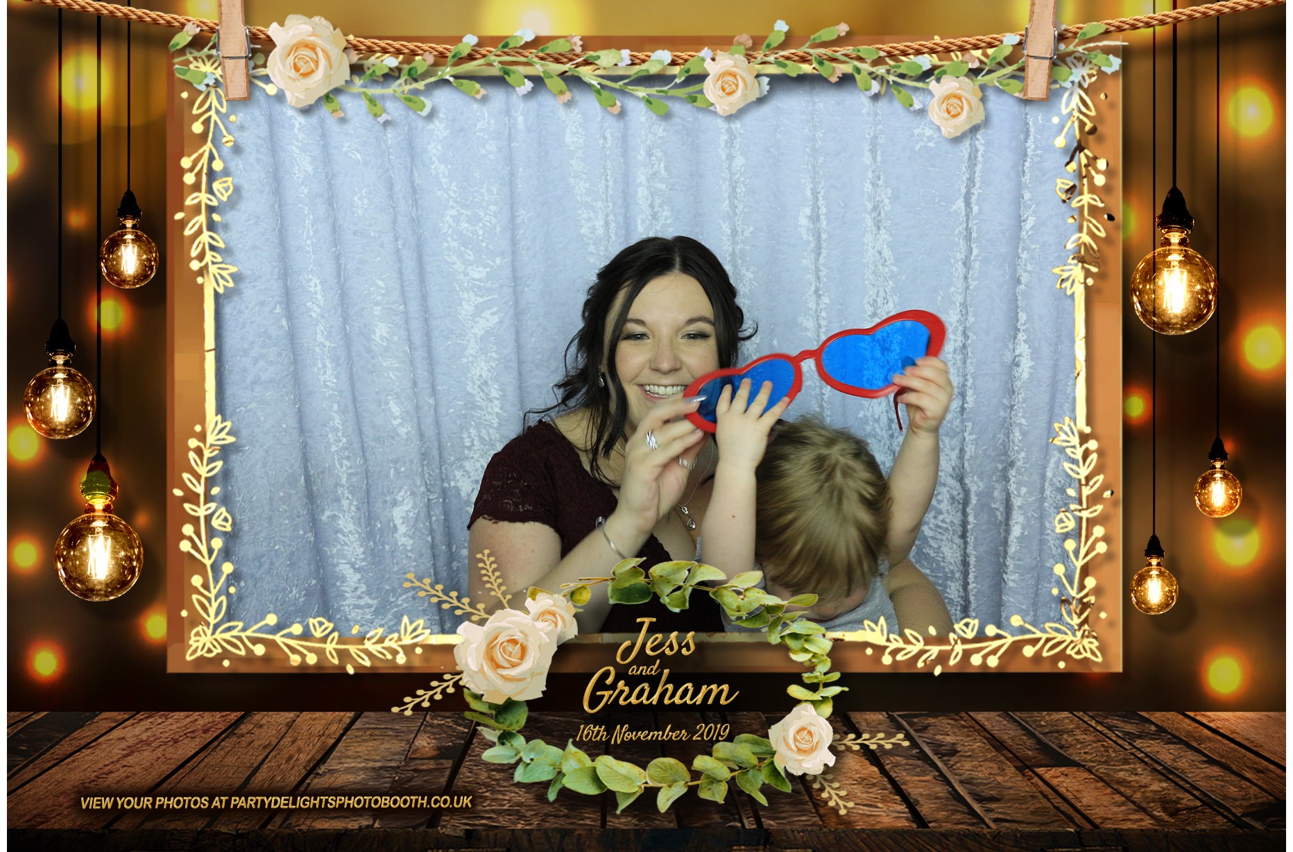 Jess and Graham's Wedding - Prints | View more photos from the event at gallery.partydelightsphotobooth.co.uk/u/PartyDelightsPhotoBooth/Jess-and-Grahams-Wedding-Prints