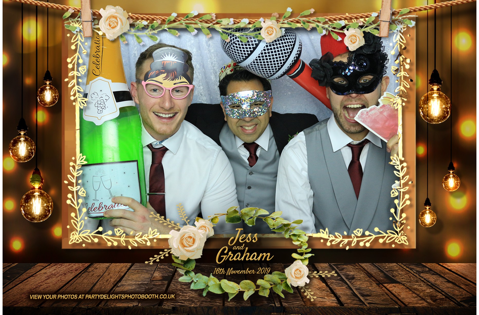 Jess and Graham's Wedding - Prints | View more photos from the event at gallery.partydelightsphotobooth.co.uk/u/PartyDelightsPhotoBooth/Jess-and-Grahams-Wedding-Prints