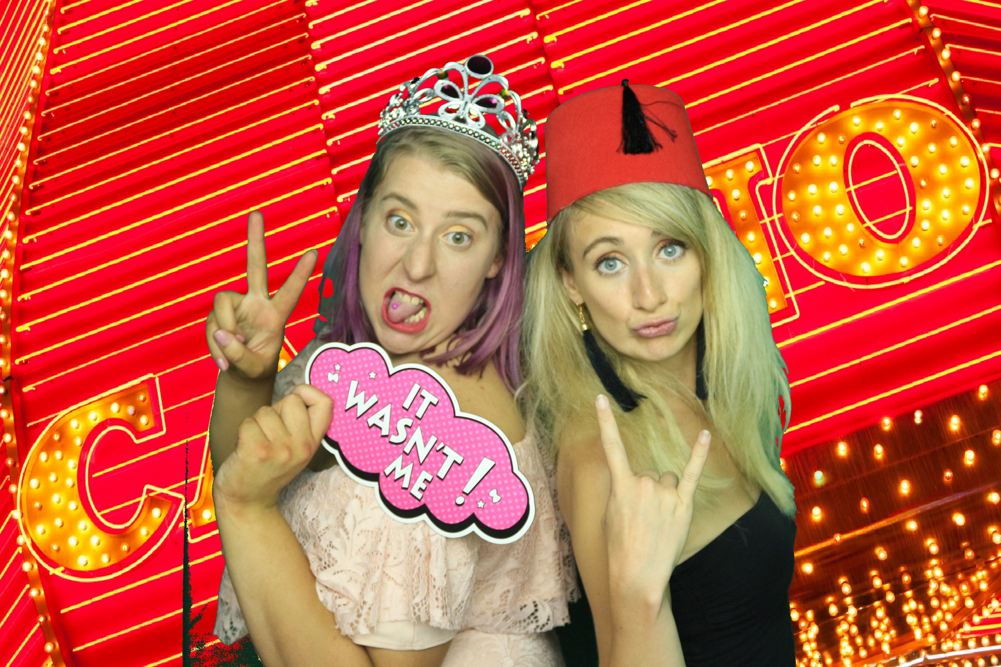 Mel's 40th Birthday - Images | View more photos from the event at gallery.partydelightsphotobooth.co.uk/u/PartyDelightsPhotoBooth/Mels-40th-Birthday-Images