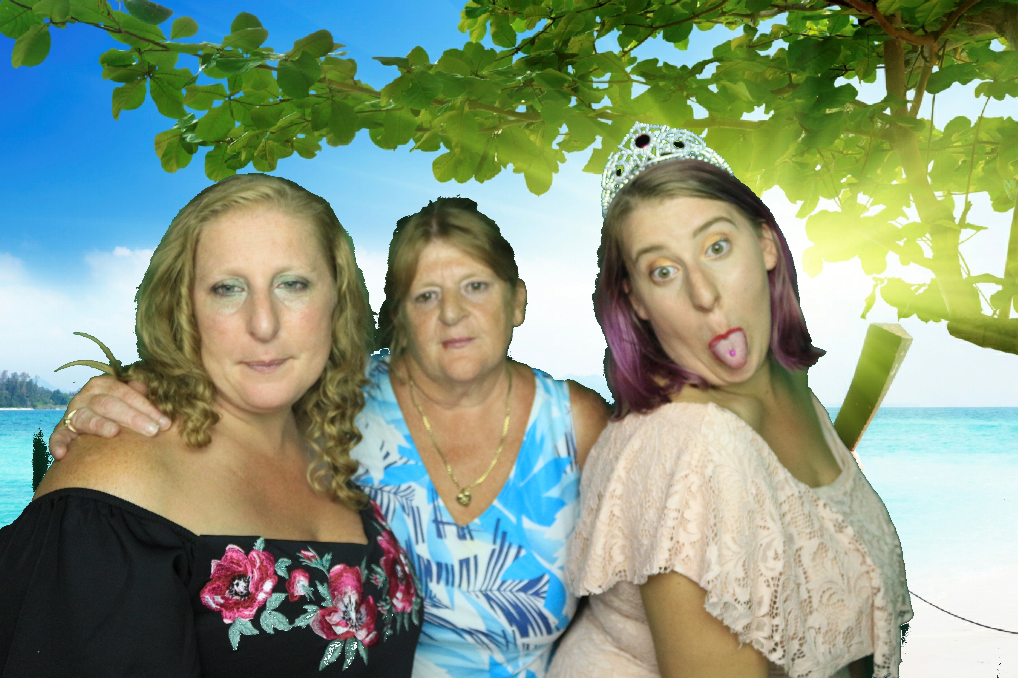 Mel's 40th Birthday - Images | View more photos from the event at gallery.partydelightsphotobooth.co.uk/u/PartyDelightsPhotoBooth/Mels-40th-Birthday-Images