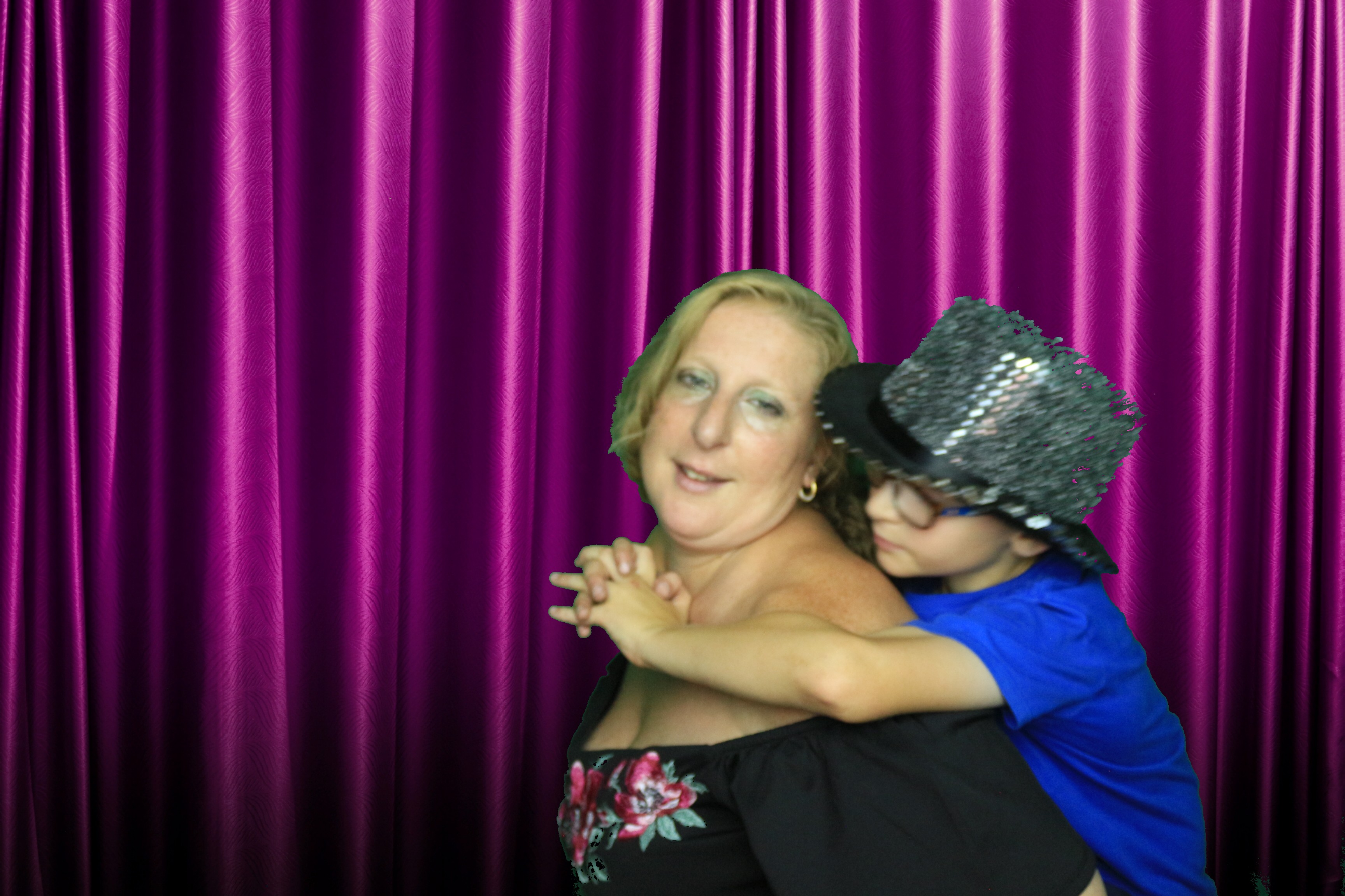 Mel's 40th Birthday - Images | View more photos from the event at gallery.partydelightsphotobooth.co.uk/u/PartyDelightsPhotoBooth/Mels-40th-Birthday-Images