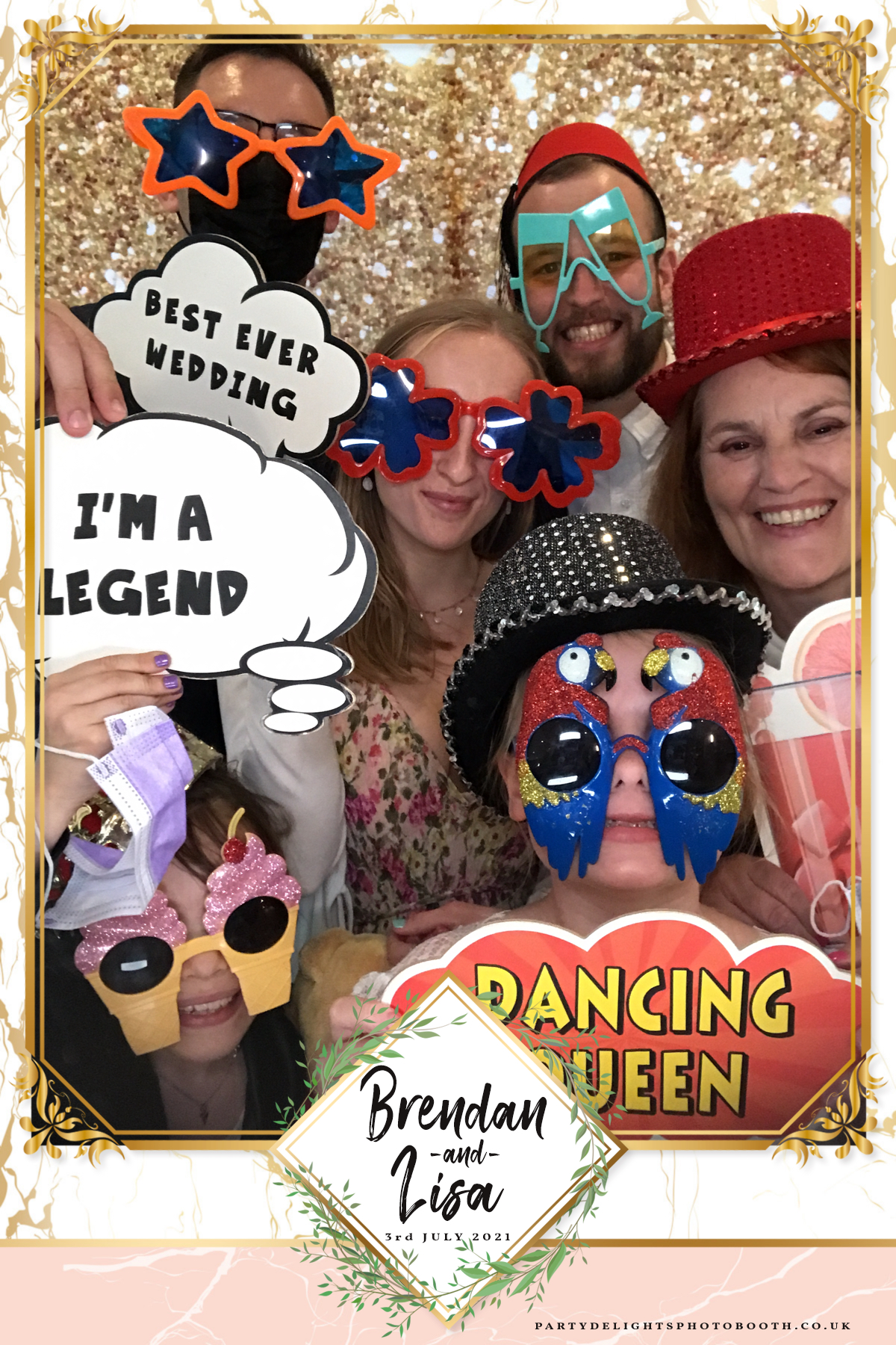 Brendan & Lisa’s Wedding | View more photos from the event at gallery.partydelightsphotobooth.co.uk/u/PartyDelightsPhotoBooth/Brendan-Lisa’s-Wedding