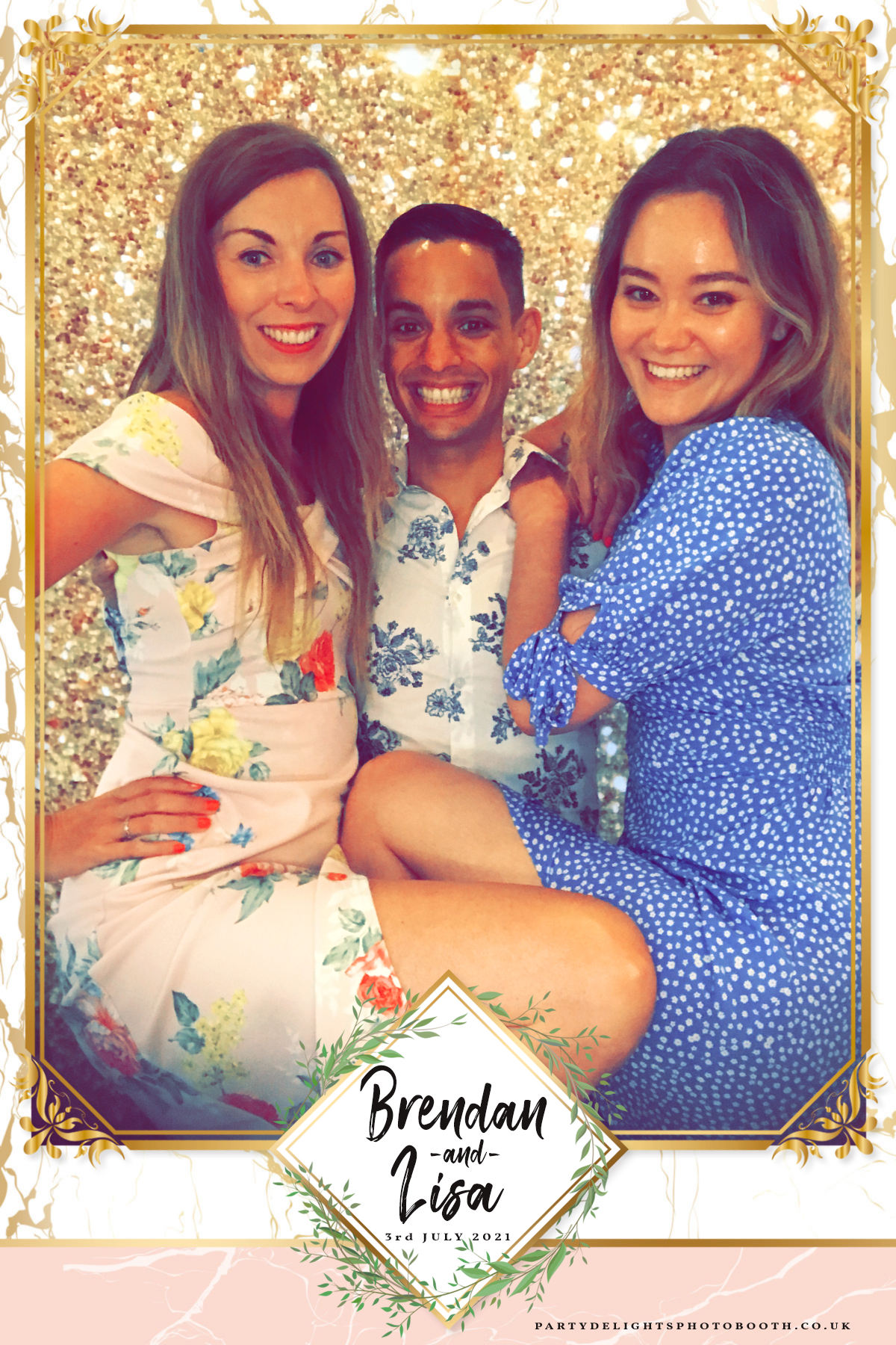 Brendan & Lisa’s Wedding | View more photos from the event at gallery.partydelightsphotobooth.co.uk/u/PartyDelightsPhotoBooth/Brendan-Lisa’s-Wedding