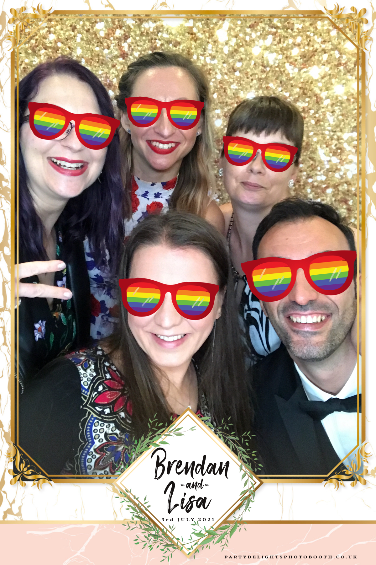 Brendan & Lisa’s Wedding | View more photos from the event at gallery.partydelightsphotobooth.co.uk/u/PartyDelightsPhotoBooth/Brendan-Lisa’s-Wedding