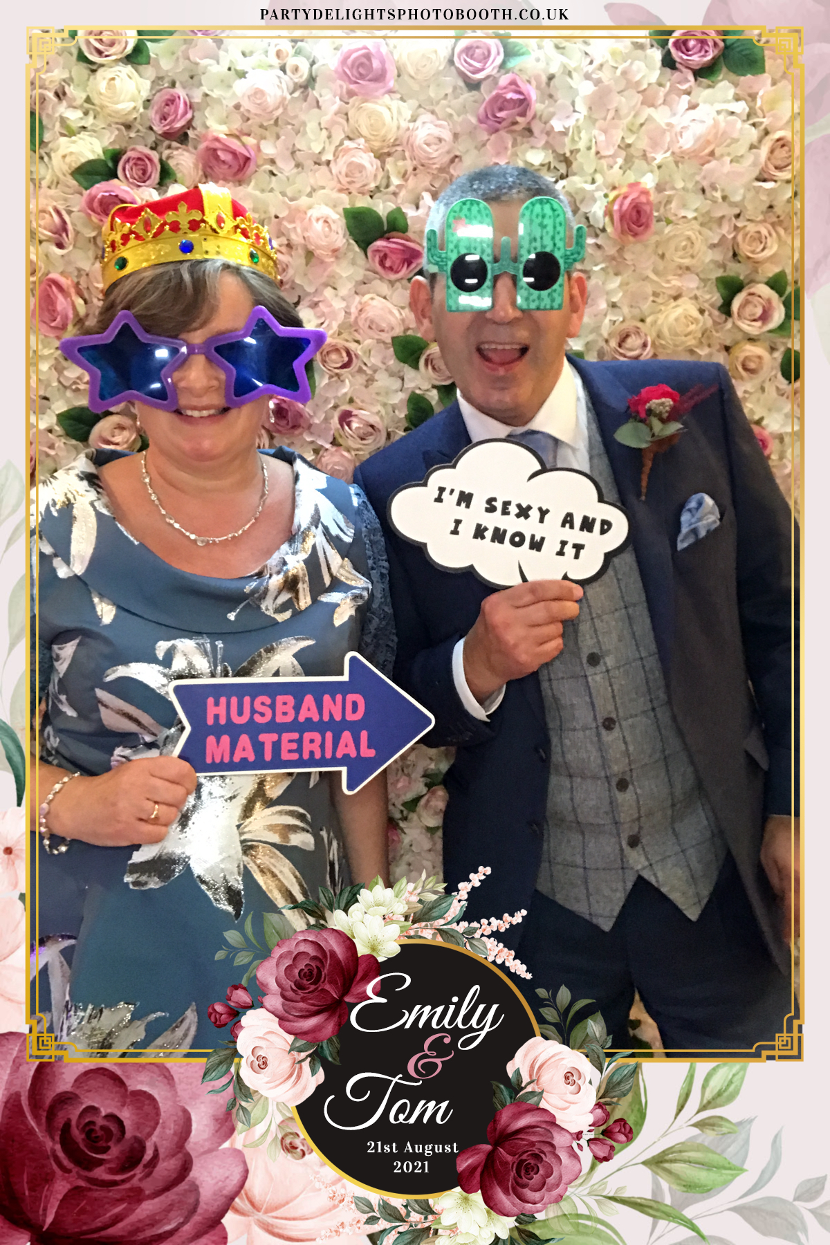 Emily & Tom's Wedding | View more photos from the event at gallery.partydelightsphotobooth.co.uk/u/PartyDelightsPhotoBooth/Emily-Toms-Wedding