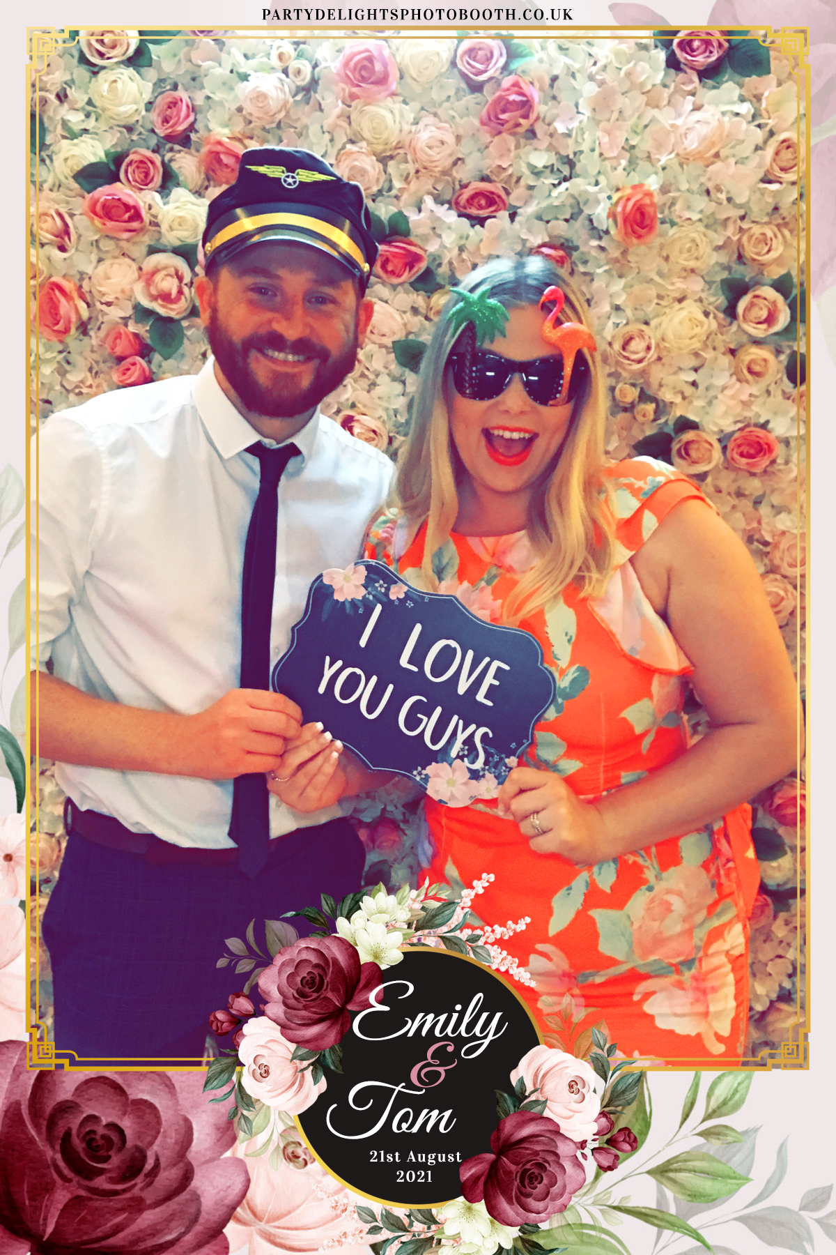 Emily & Tom's Wedding | View more photos from the event at gallery.partydelightsphotobooth.co.uk/u/PartyDelightsPhotoBooth/Emily-Toms-Wedding