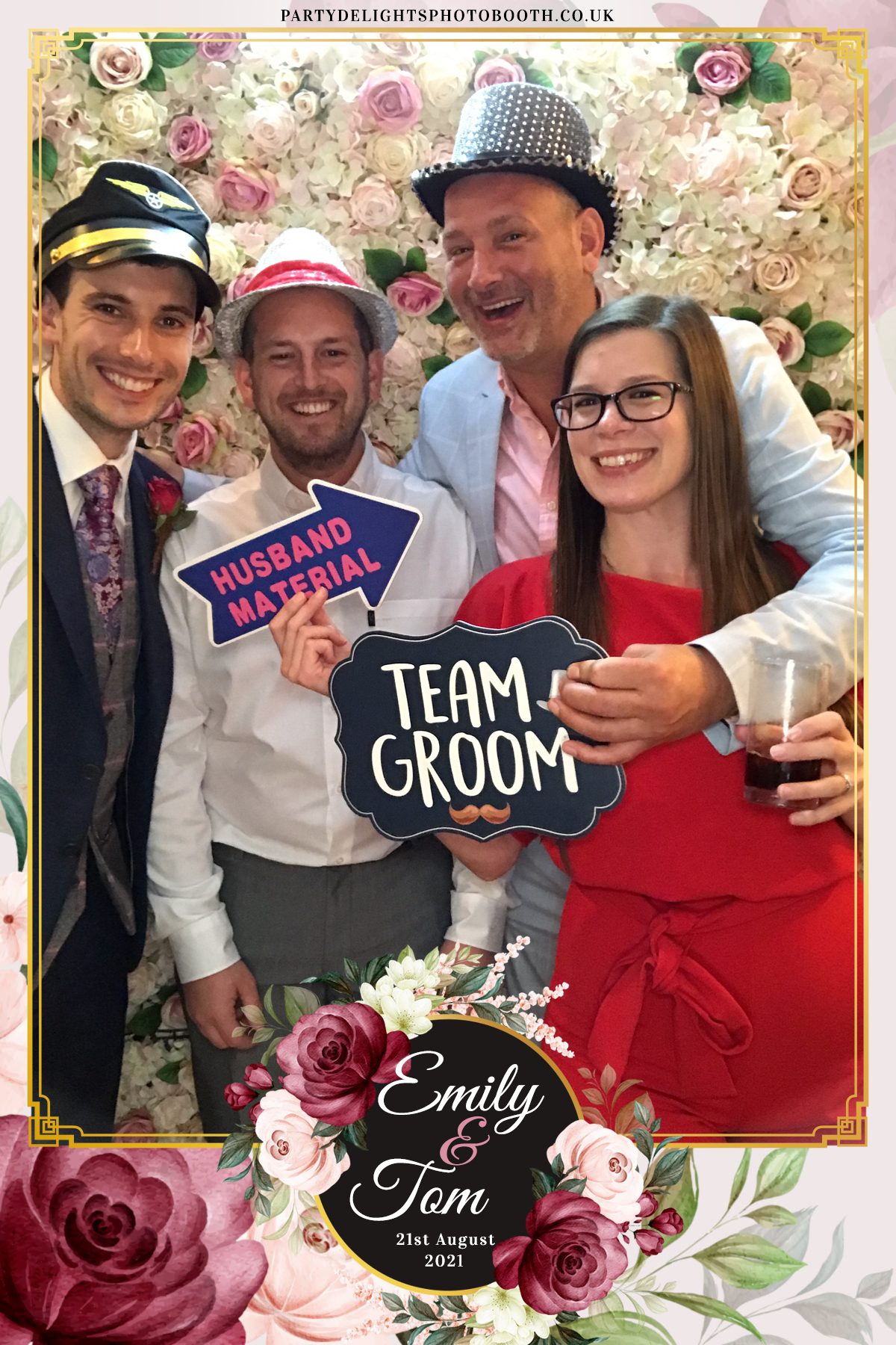 Emily & Tom's Wedding | View more photos from the event at gallery.partydelightsphotobooth.co.uk/u/PartyDelightsPhotoBooth/Emily-Toms-Wedding