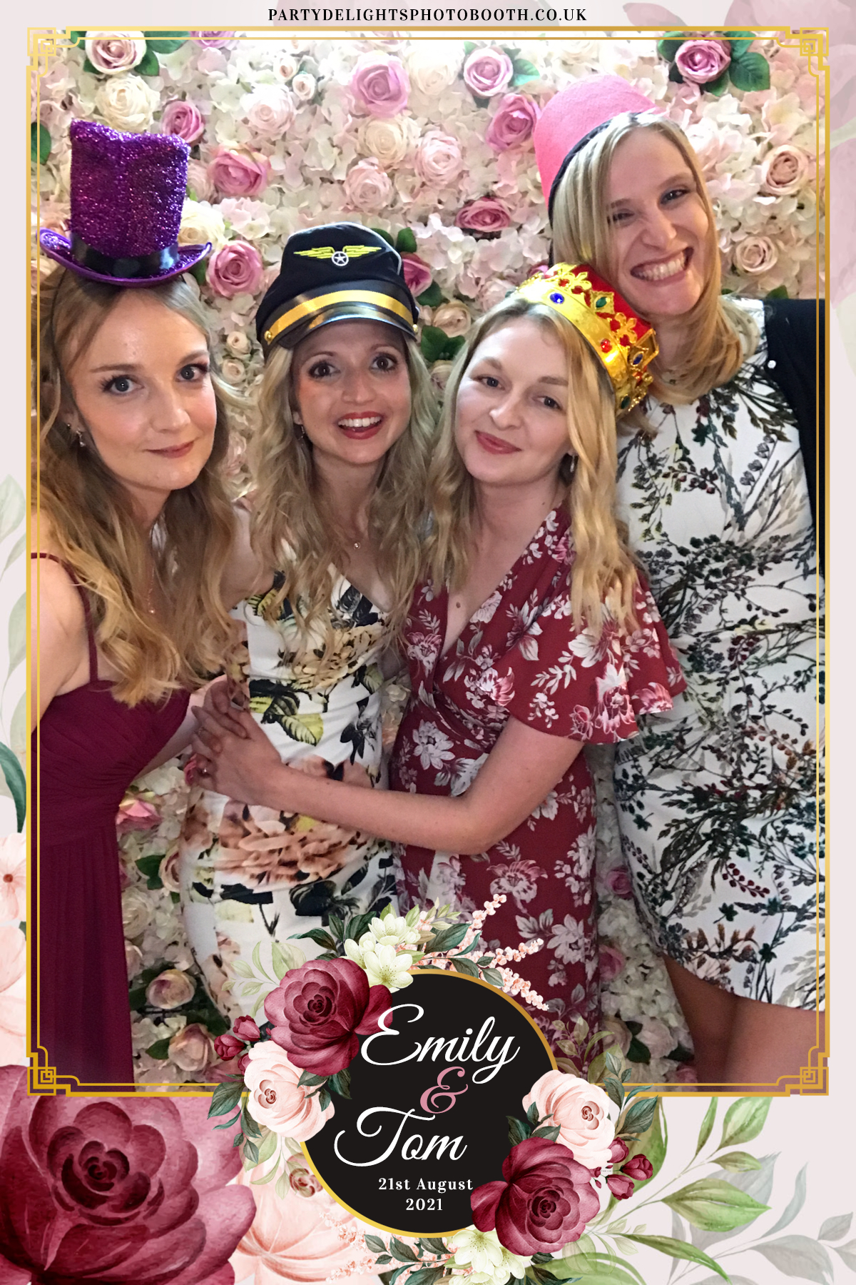 Emily & Tom's Wedding | View more photos from the event at gallery.partydelightsphotobooth.co.uk/u/PartyDelightsPhotoBooth/Emily-Toms-Wedding