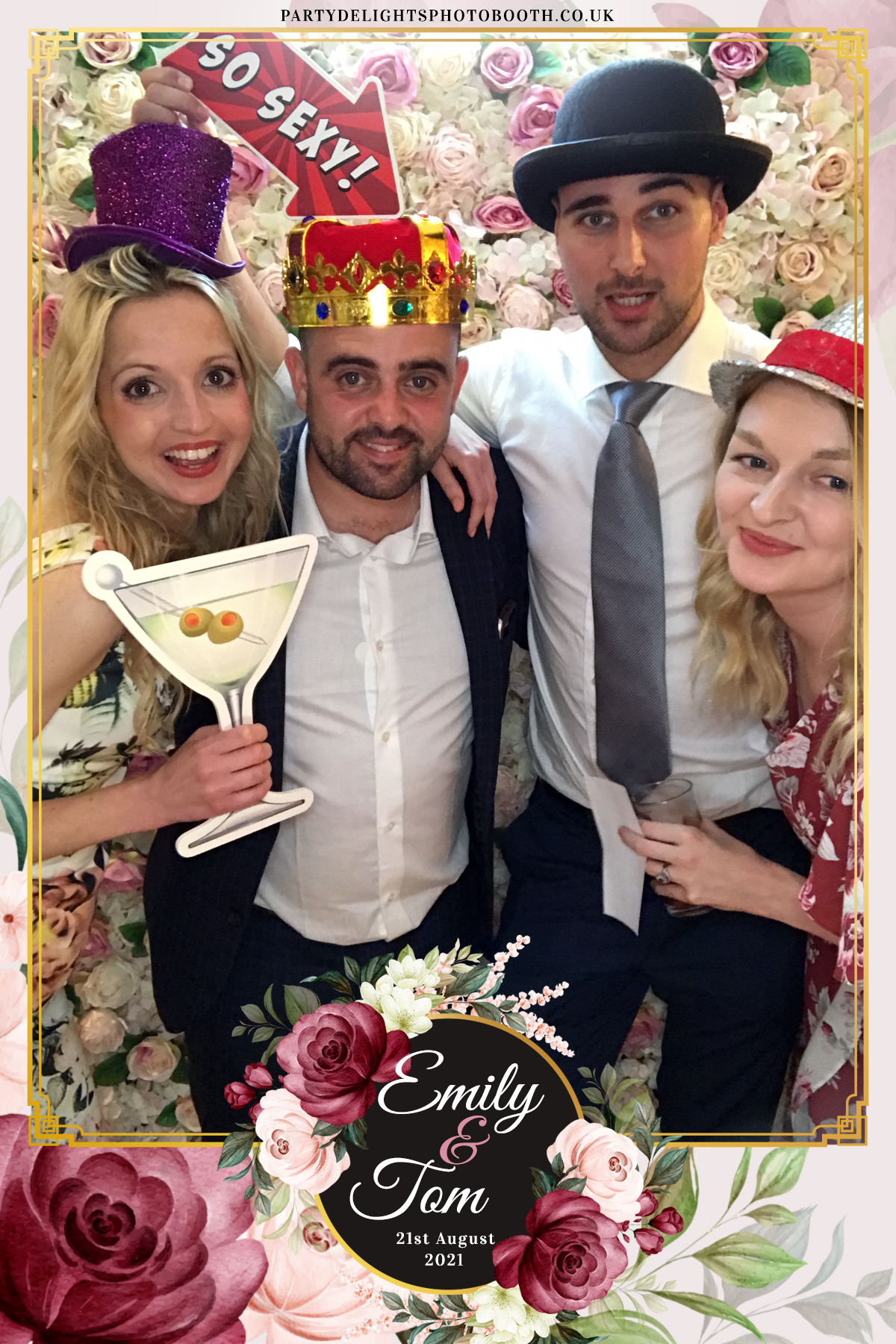 Emily & Tom's Wedding | View more photos from the event at gallery.partydelightsphotobooth.co.uk/u/PartyDelightsPhotoBooth/Emily-Toms-Wedding