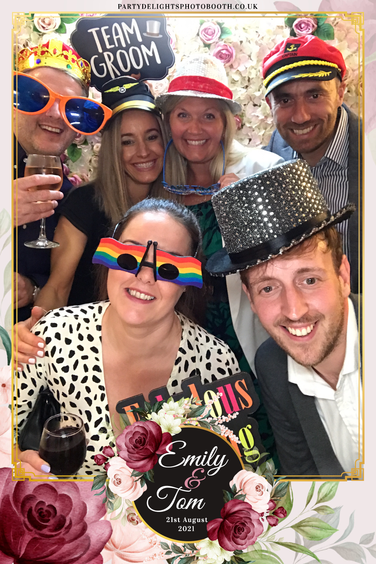 Emily & Tom's Wedding | View more photos from the event at gallery.partydelightsphotobooth.co.uk/u/PartyDelightsPhotoBooth/Emily-Toms-Wedding