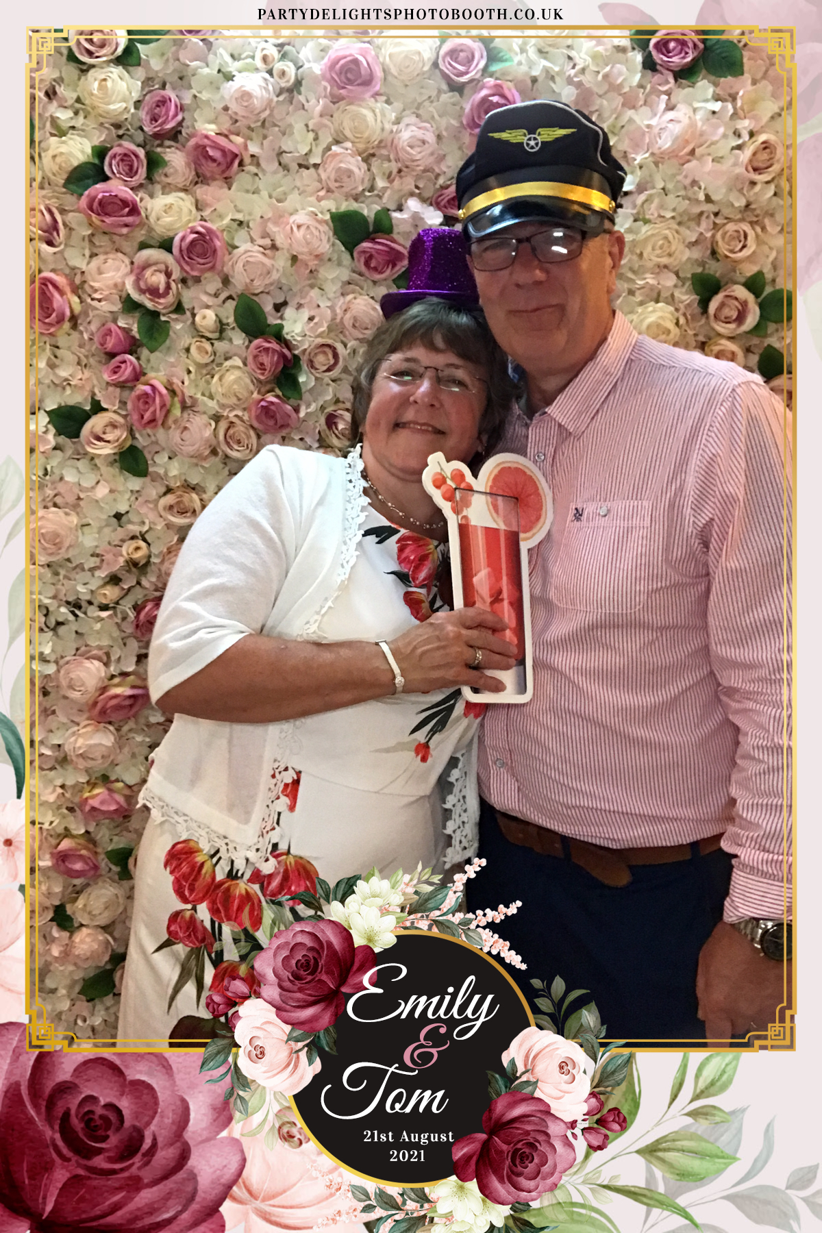 Emily & Tom's Wedding | View more photos from the event at gallery.partydelightsphotobooth.co.uk/u/PartyDelightsPhotoBooth/Emily-Toms-Wedding