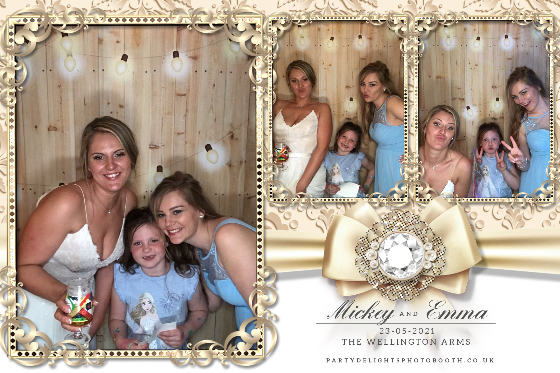 Emma's Wedding Day | View more photos from the event at gallery.partydelightsphotobooth.co.uk/u/PartyDelightsPhotoBooth/Emmas-Wedding-Day