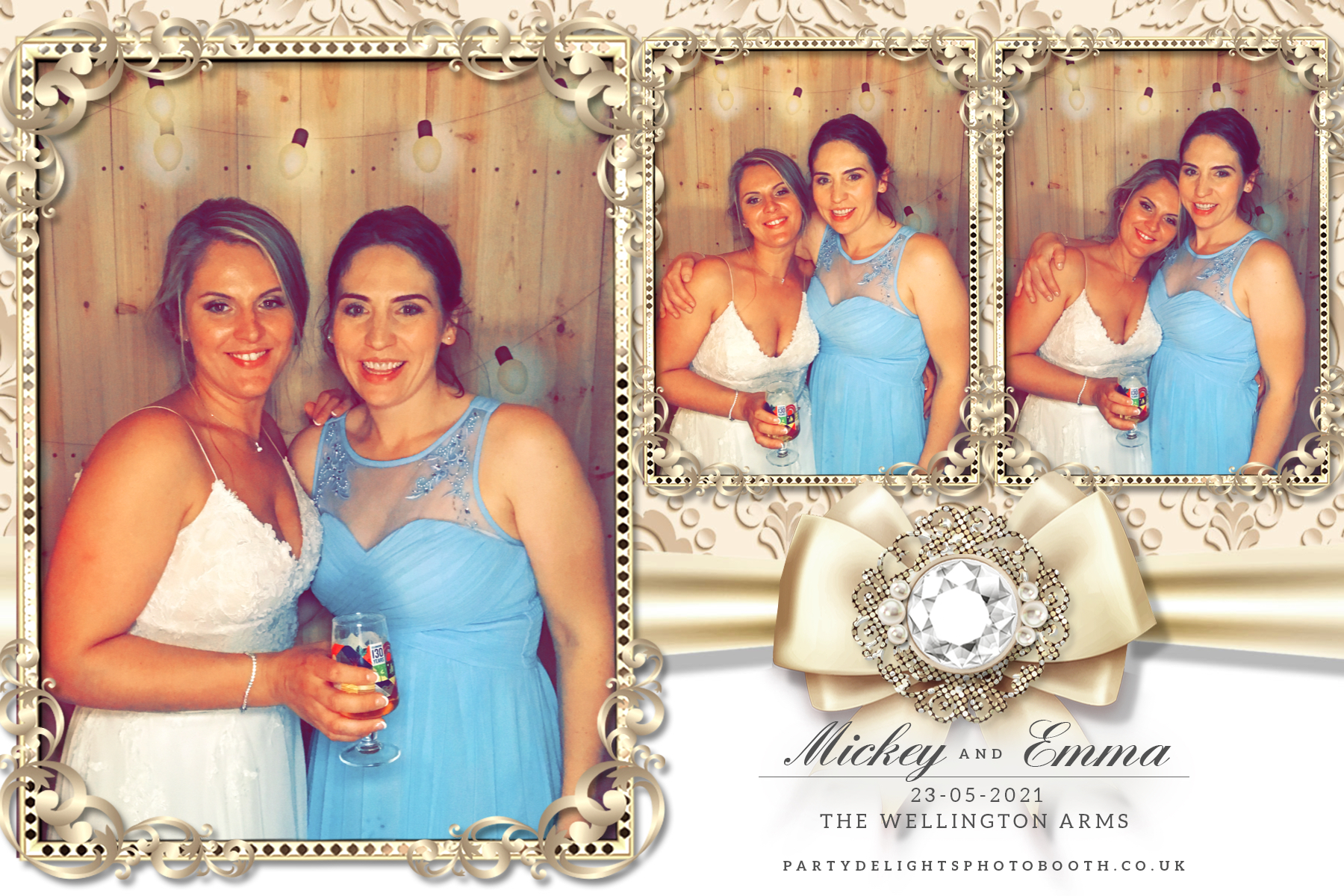 Emma's Wedding Day | View more photos from the event at gallery.partydelightsphotobooth.co.uk/u/PartyDelightsPhotoBooth/Emmas-Wedding-Day