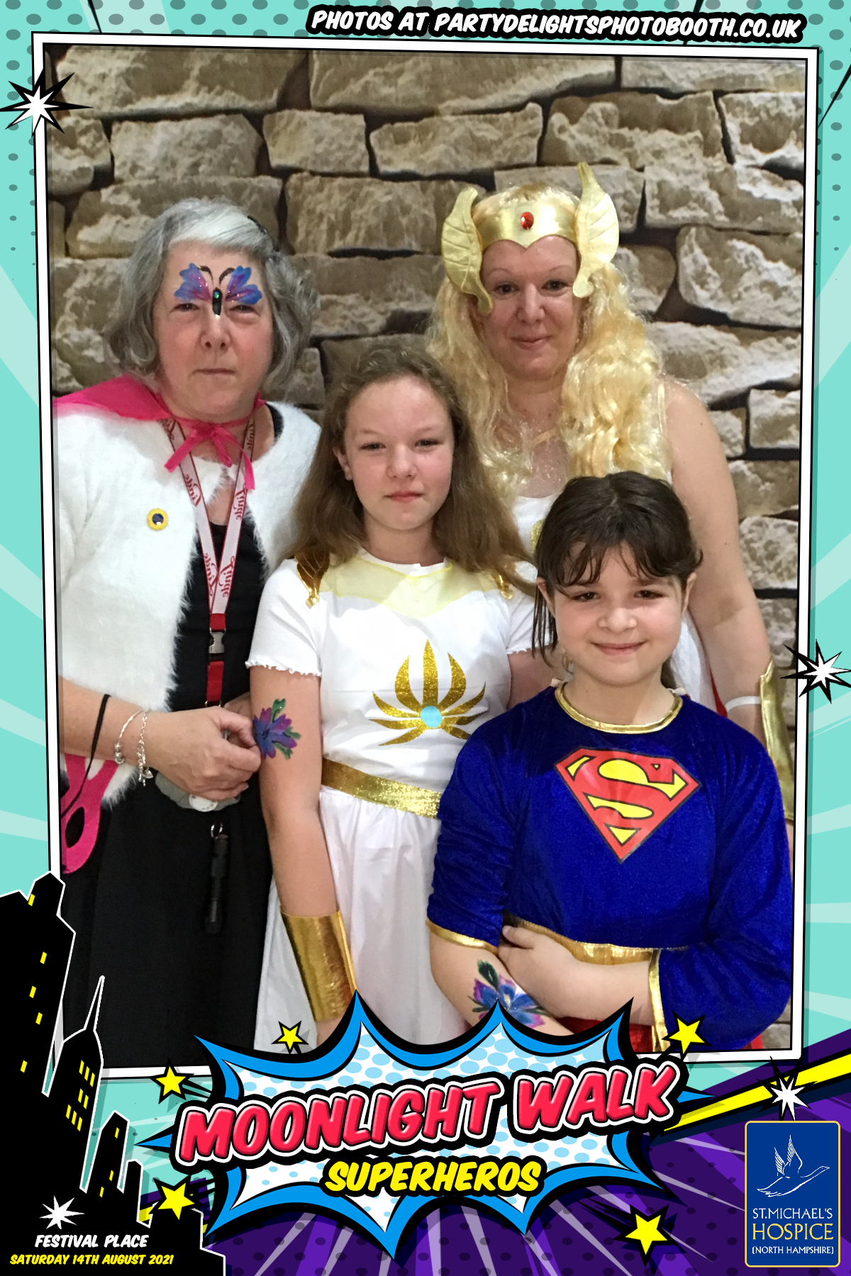Moonlight Walk - St. Michael's Hospice | View more photos from the event at gallery.partydelightsphotobooth.co.uk/u/PartyDelightsPhotoBooth/Moonlight-Walk-St-Michaels-Hospice