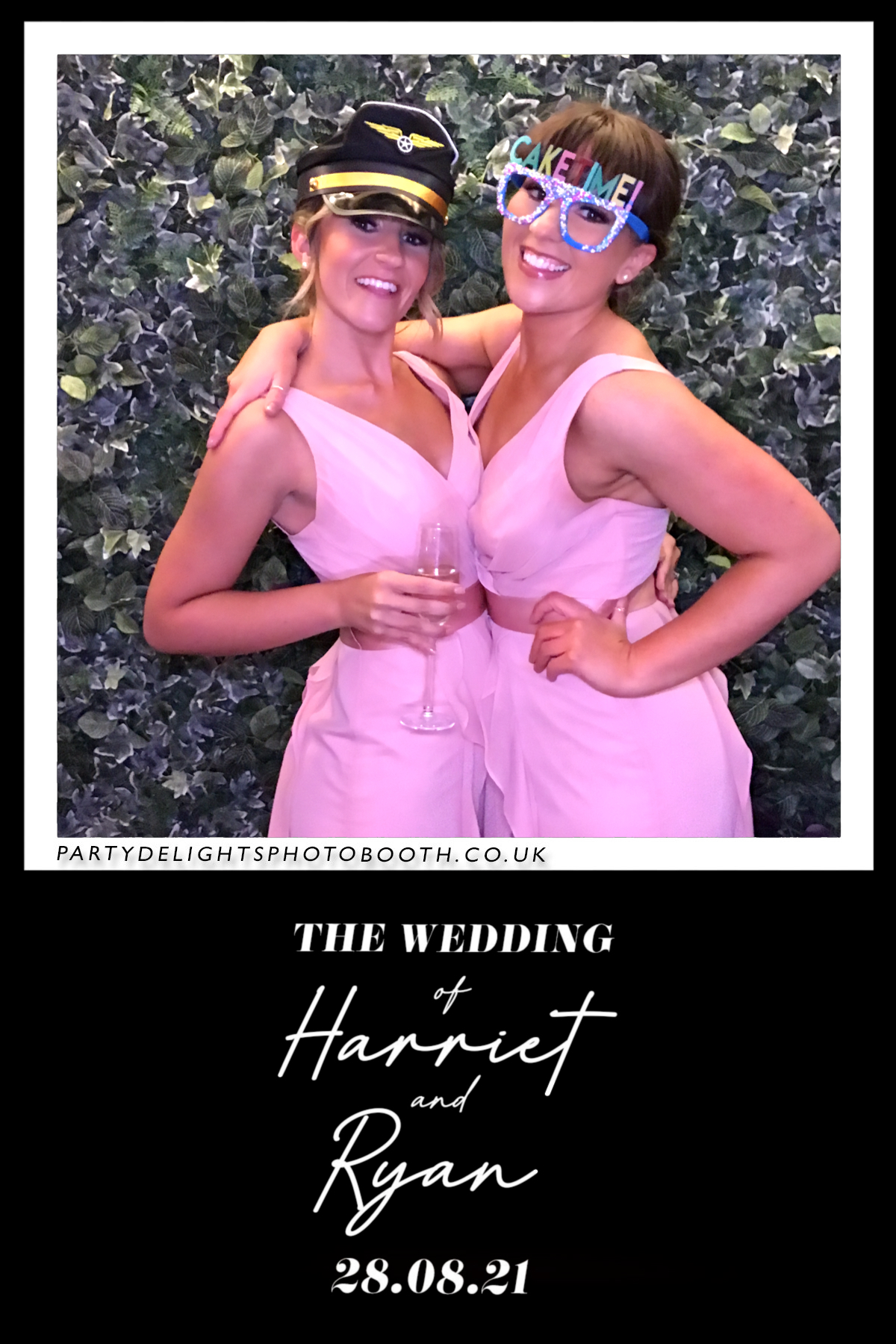 Ryan and Harriet's Wedding | View more photos from the event at gallery.partydelightsphotobooth.co.uk/u/PartyDelightsPhotoBooth/Ryan-and-Harriets-Wedding