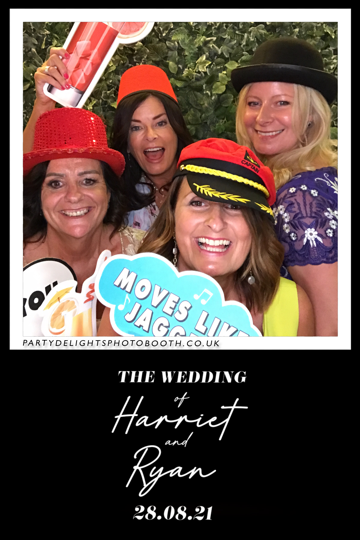 Ryan and Harriet's Wedding | View more photos from the event at gallery.partydelightsphotobooth.co.uk/u/PartyDelightsPhotoBooth/Ryan-and-Harriets-Wedding