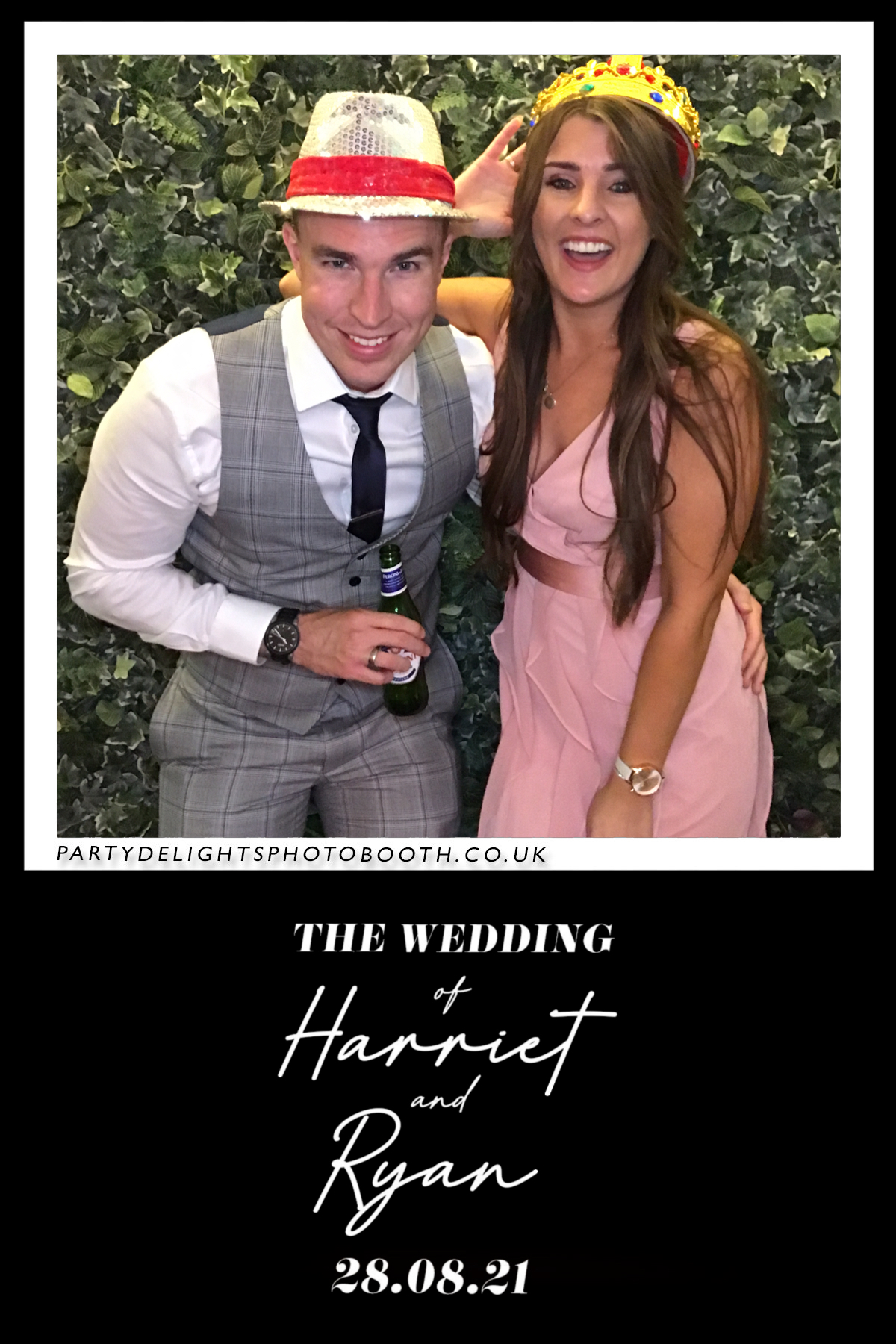 Ryan and Harriet's Wedding | View more photos from the event at gallery.partydelightsphotobooth.co.uk/u/PartyDelightsPhotoBooth/Ryan-and-Harriets-Wedding