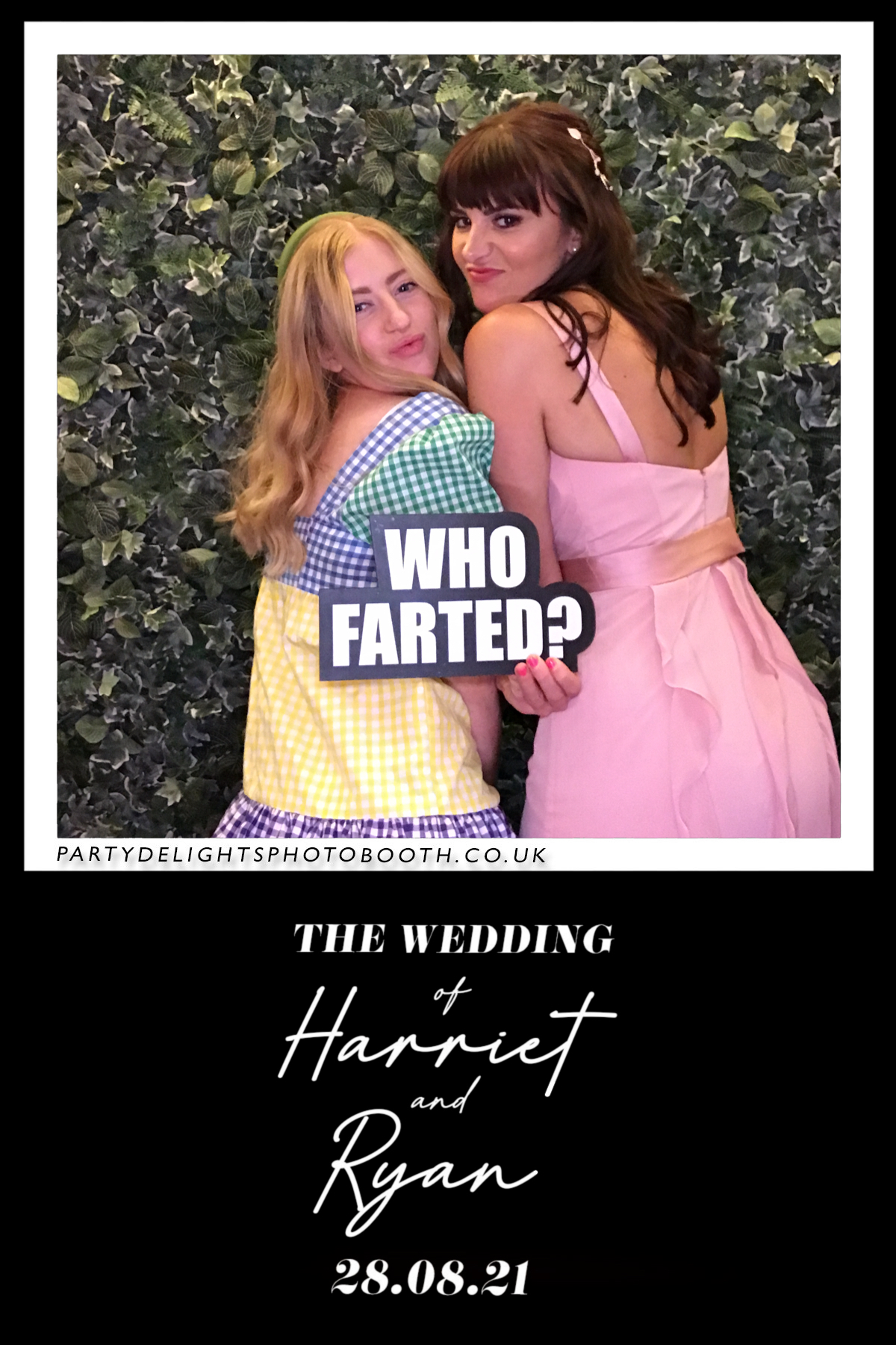 Ryan and Harriet's Wedding | View more photos from the event at gallery.partydelightsphotobooth.co.uk/u/PartyDelightsPhotoBooth/Ryan-and-Harriets-Wedding