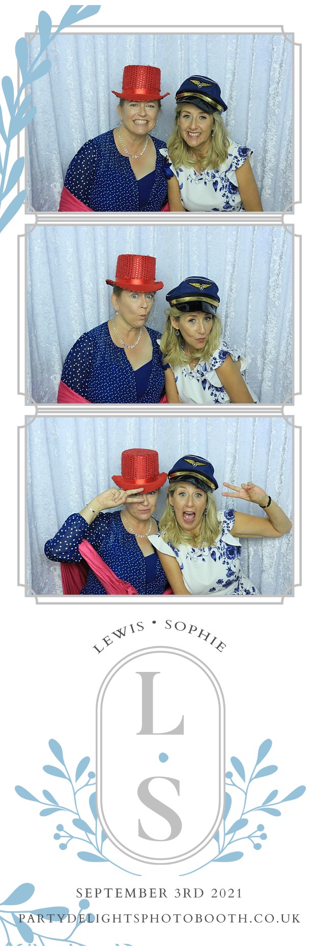 Sophie and Lewis' Wedding | View more photos from the event at gallery.partydelightsphotobooth.co.uk/u/PartyDelightsPhotoBooth/Sophie-and-Lewis-Wedding