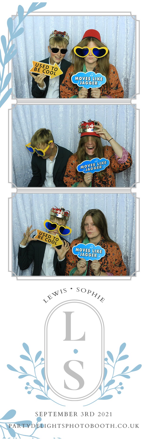 Sophie and Lewis' Wedding | View more photos from the event at gallery.partydelightsphotobooth.co.uk/u/PartyDelightsPhotoBooth/Sophie-and-Lewis-Wedding