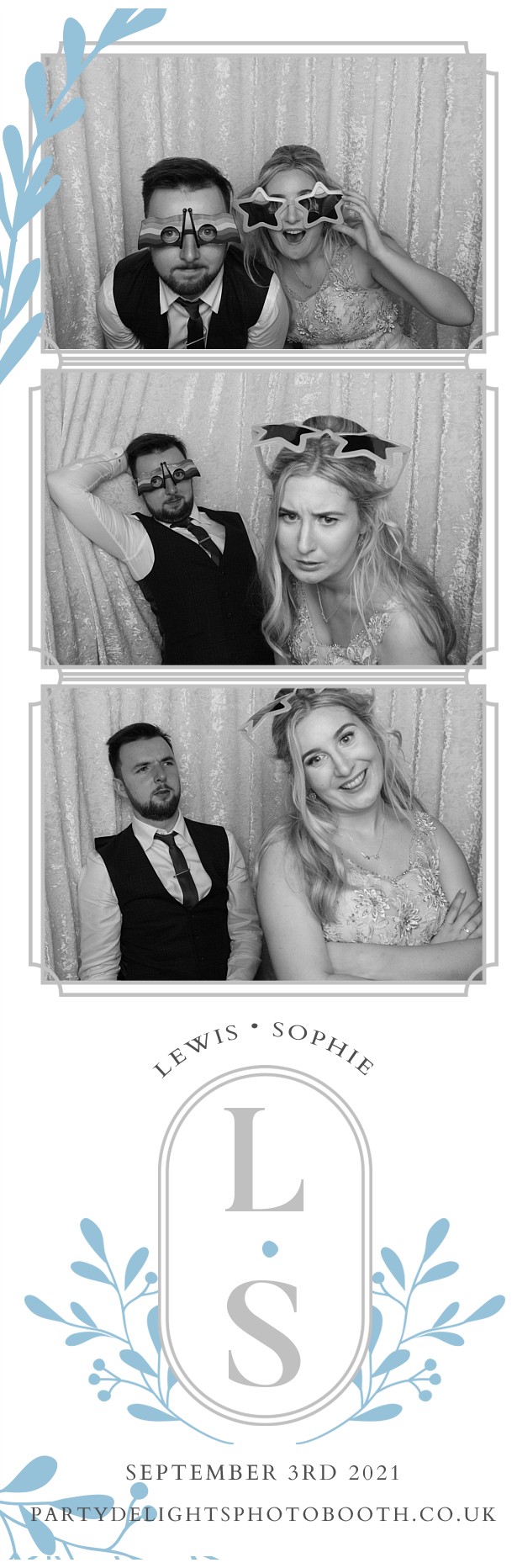 Sophie and Lewis' Wedding | View more photos from the event at gallery.partydelightsphotobooth.co.uk/u/PartyDelightsPhotoBooth/Sophie-and-Lewis-Wedding