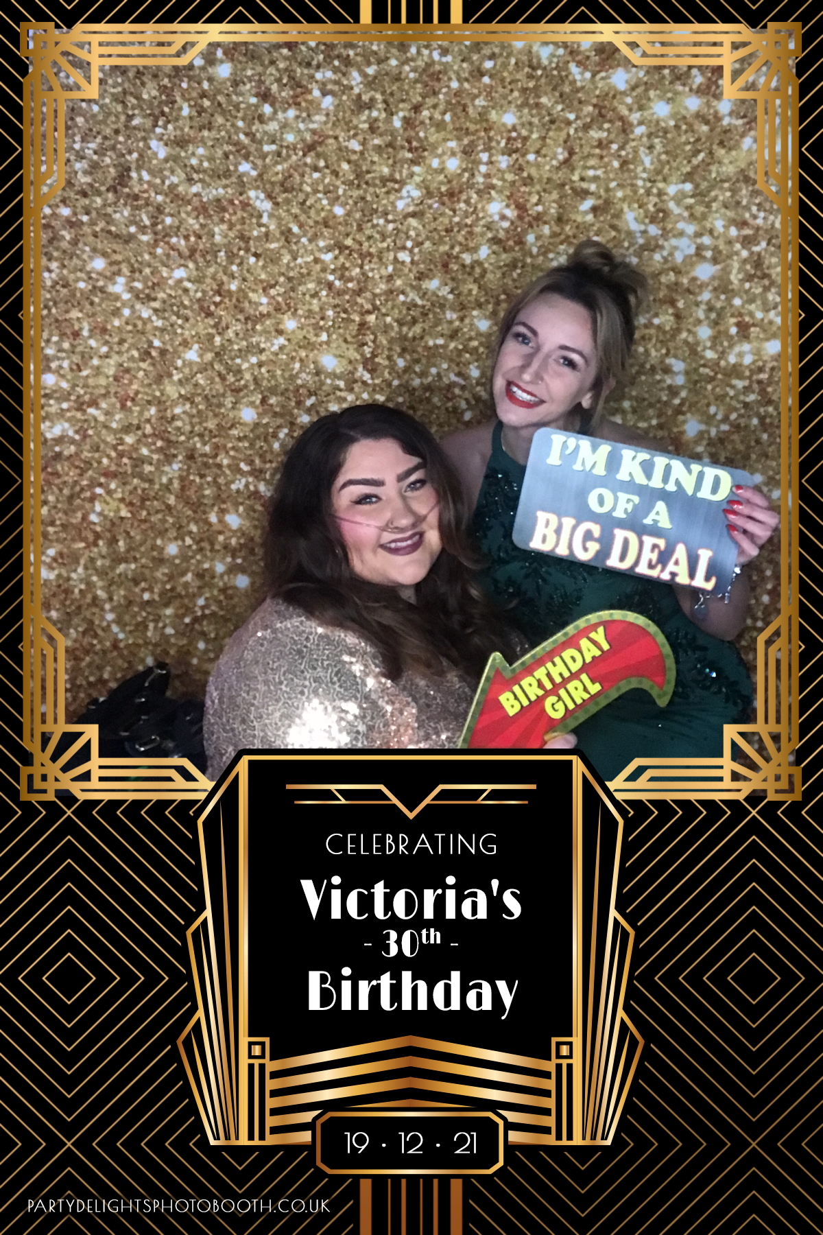 Vickie's 30th Birthday Party | View more photos from the event at gallery.partydelightsphotobooth.co.uk/u/PartyDelightsPhotoBooth/Vickies-30th-Birthday-Party
