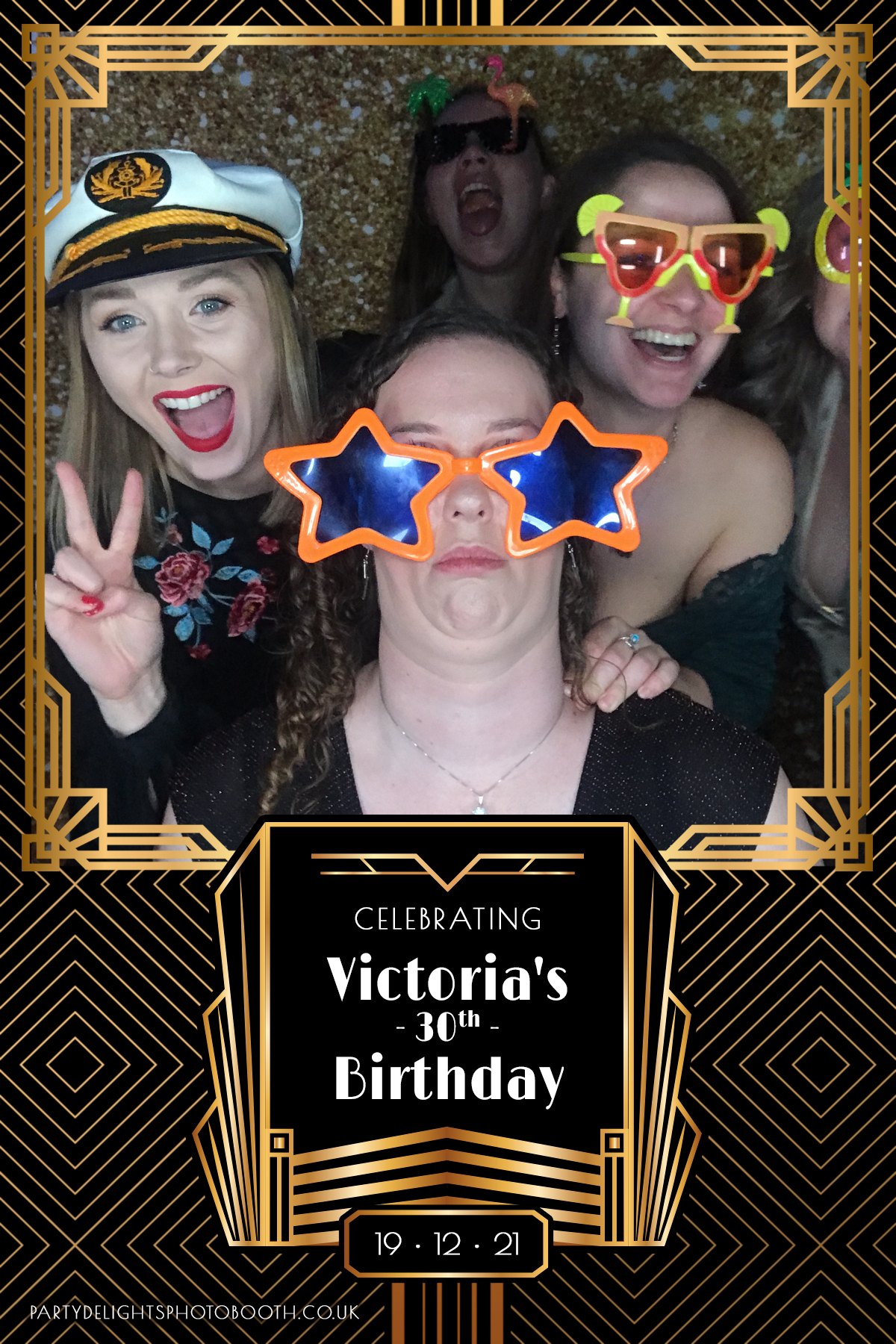 Vickie's 30th Birthday Party | View more photos from the event at gallery.partydelightsphotobooth.co.uk/u/PartyDelightsPhotoBooth/Vickies-30th-Birthday-Party