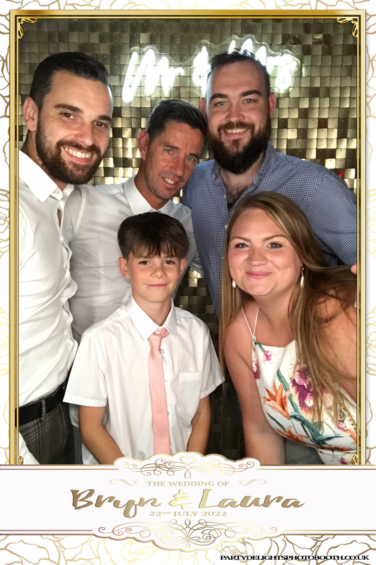 Bryn and Laura’s Wedding | View more photos from the event at gallery.partydelightsphotobooth.co.uk/u/PartyDelightsPhotoBooth/Bryn-and-Laura’s-Wedding