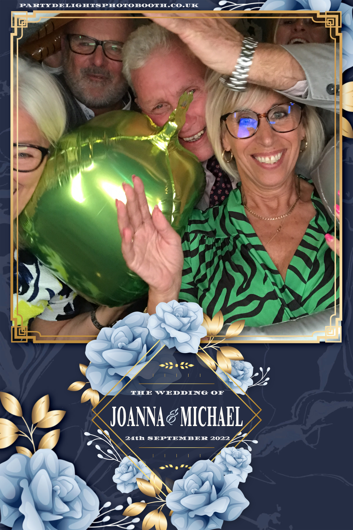 Joanna & Michael's Wedding | View more photos from the event at gallery.partydelightsphotobooth.co.uk/u/PartyDelightsPhotoBooth/Joanna-Michaels-Wedding