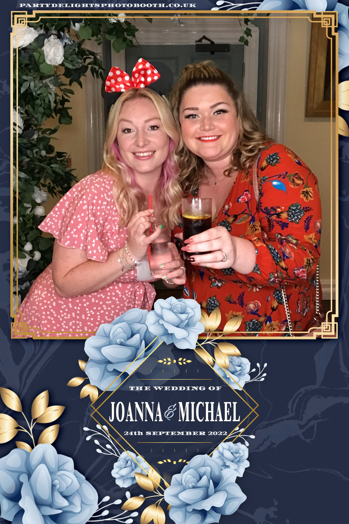 Joanna & Michael's Wedding | View more photos from the event at gallery.partydelightsphotobooth.co.uk/u/PartyDelightsPhotoBooth/Joanna-Michaels-Wedding