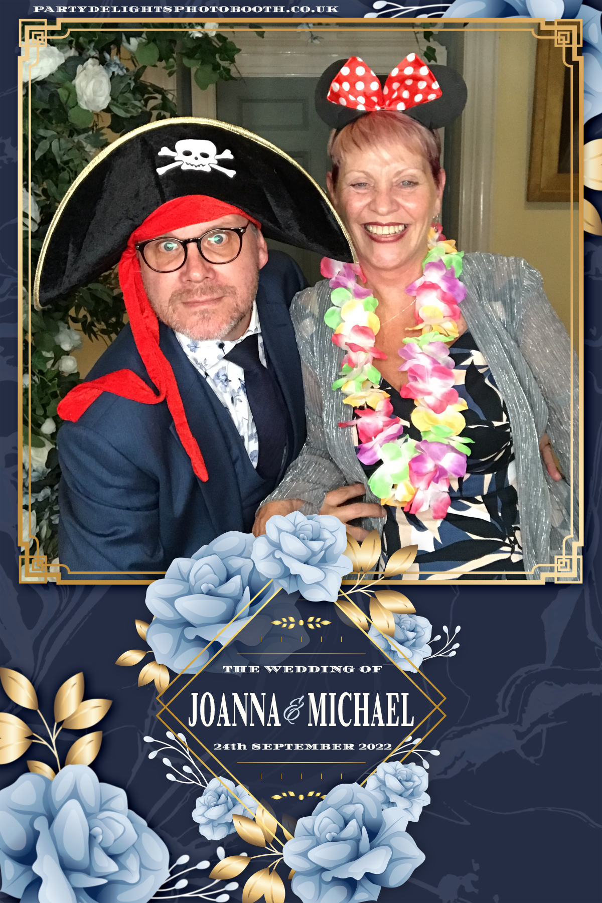 Joanna & Michael's Wedding | View more photos from the event at gallery.partydelightsphotobooth.co.uk/u/PartyDelightsPhotoBooth/Joanna-Michaels-Wedding