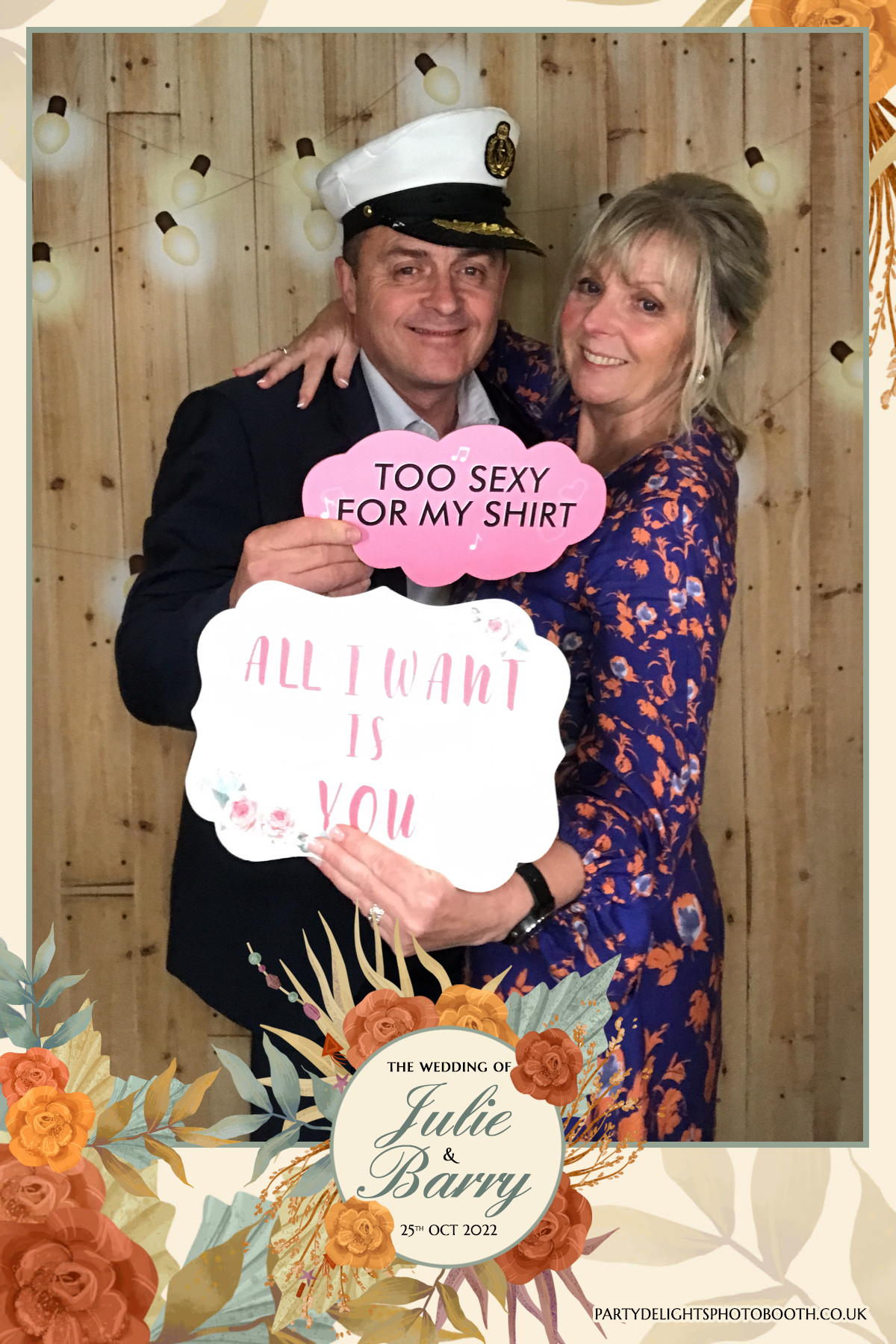 Julie & Barry's Wedding | View more photos from the event at gallery.partydelightsphotobooth.co.uk/u/PartyDelightsPhotoBooth/Julie-Barrys-Wedding