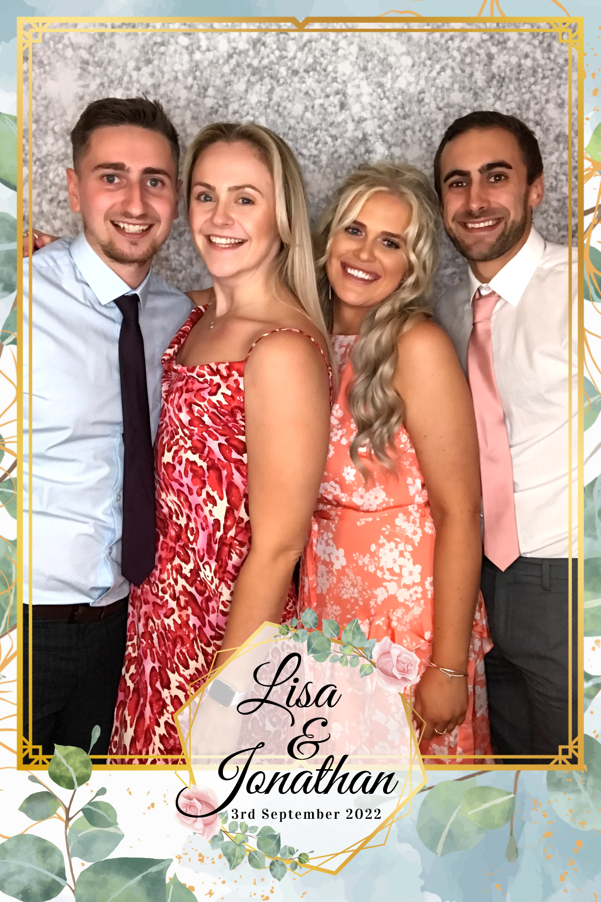 Lisa & Jonathan’s wedding | View more photos from the event at gallery.partydelightsphotobooth.co.uk/u/PartyDelightsPhotoBooth/Lisa-Jonathan’s-wedding