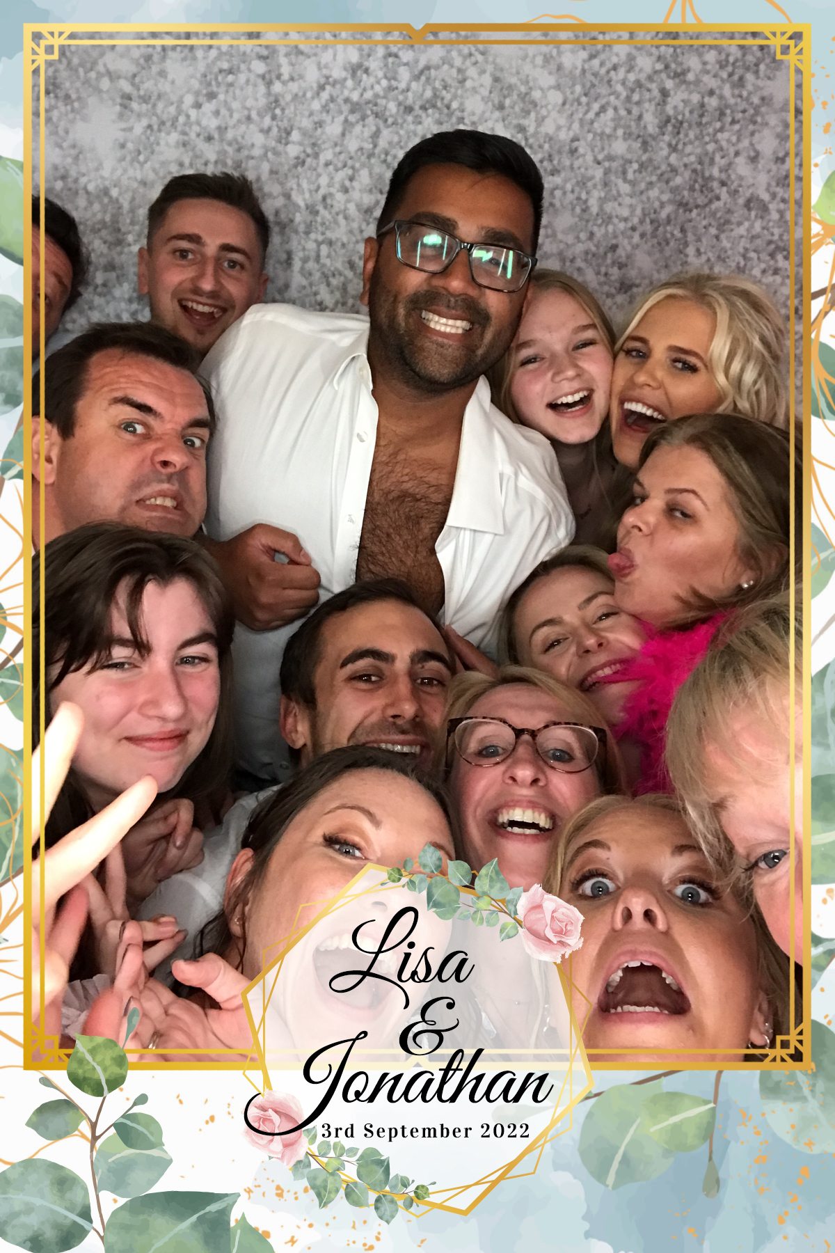 Lisa & Jonathan’s wedding | View more photos from the event at gallery.partydelightsphotobooth.co.uk/u/PartyDelightsPhotoBooth/Lisa-Jonathan’s-wedding