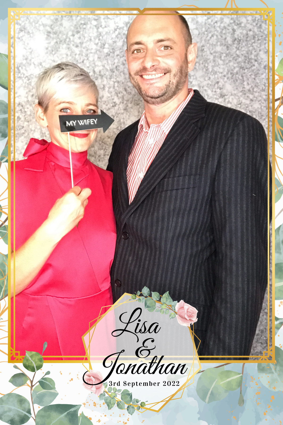 Lisa & Jonathan’s wedding | View more photos from the event at gallery.partydelightsphotobooth.co.uk/u/PartyDelightsPhotoBooth/Lisa-Jonathan’s-wedding