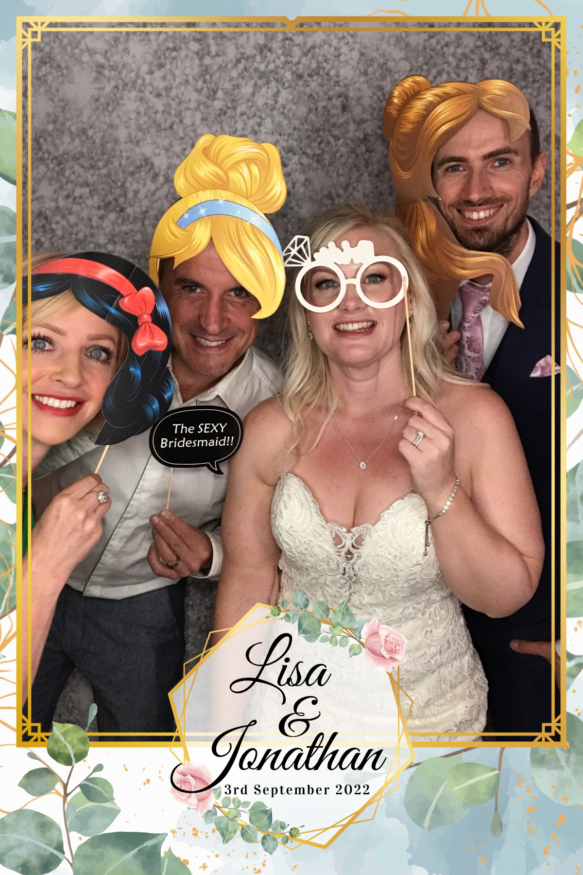 Lisa & Jonathan’s wedding | View more photos from the event at gallery.partydelightsphotobooth.co.uk/u/PartyDelightsPhotoBooth/Lisa-Jonathan’s-wedding