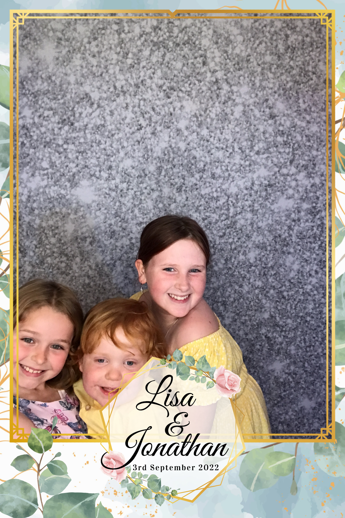 Lisa & Jonathan’s wedding | View more photos from the event at gallery.partydelightsphotobooth.co.uk/u/PartyDelightsPhotoBooth/Lisa-Jonathan’s-wedding