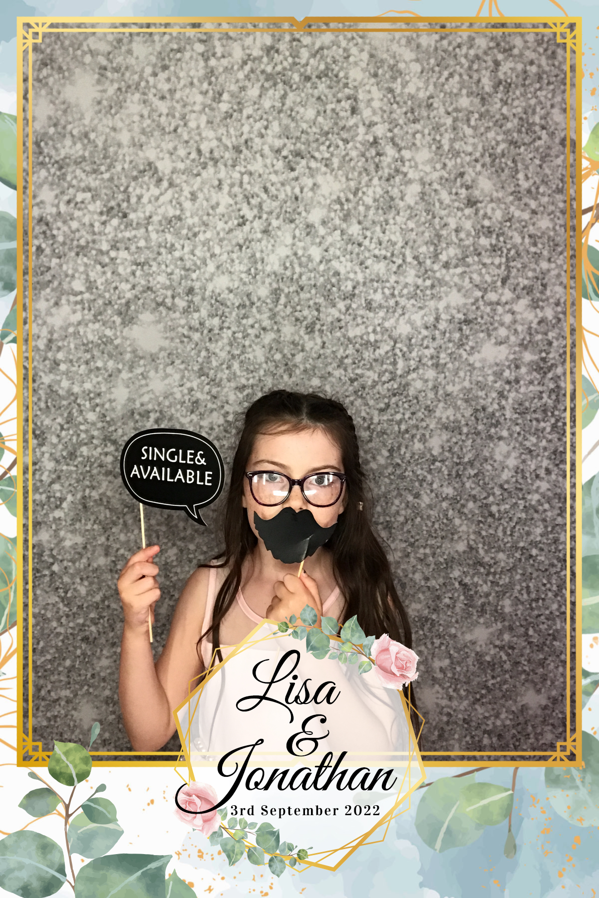 Lisa & Jonathan’s wedding | View more photos from the event at gallery.partydelightsphotobooth.co.uk/u/PartyDelightsPhotoBooth/Lisa-Jonathan’s-wedding