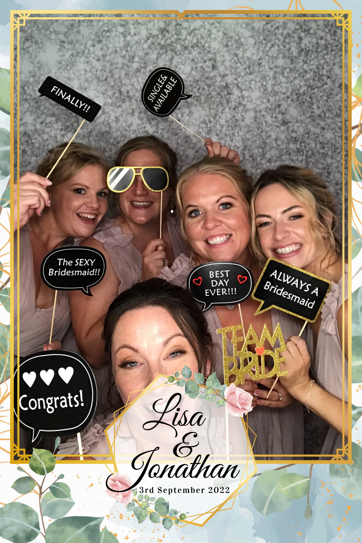 Lisa & Jonathan’s wedding | View more photos from the event at gallery.partydelightsphotobooth.co.uk/u/PartyDelightsPhotoBooth/Lisa-Jonathan’s-wedding