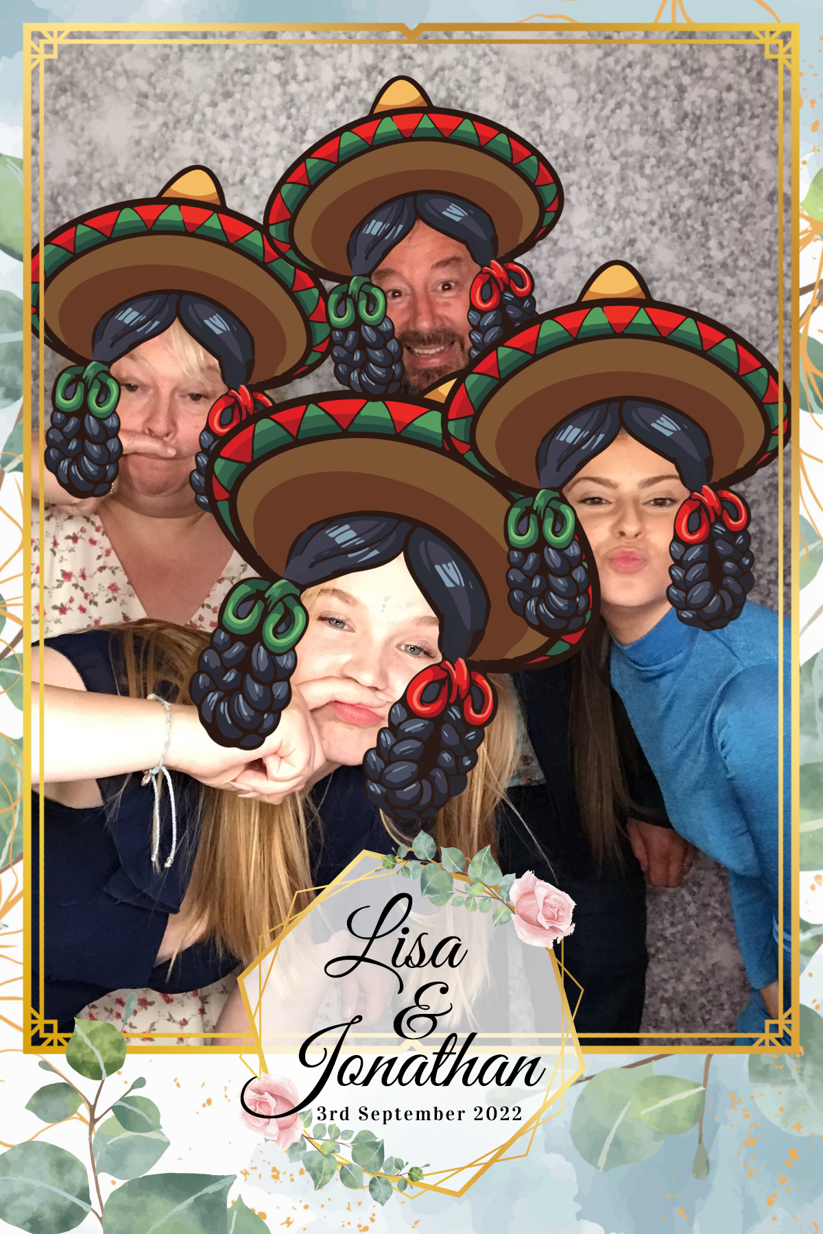Lisa & Jonathan’s wedding | View more photos from the event at gallery.partydelightsphotobooth.co.uk/u/PartyDelightsPhotoBooth/Lisa-Jonathan’s-wedding