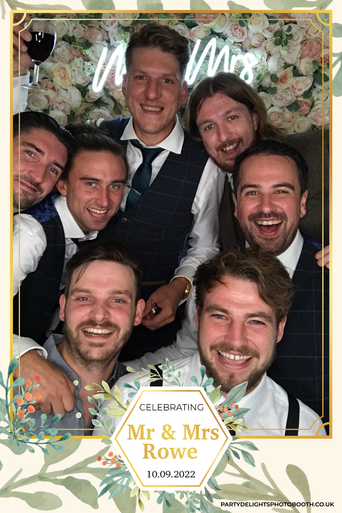 Mr & Mrs Rowe | View more photos from the event at gallery.partydelightsphotobooth.co.uk/u/PartyDelightsPhotoBooth/Mr-Mrs-Rowe