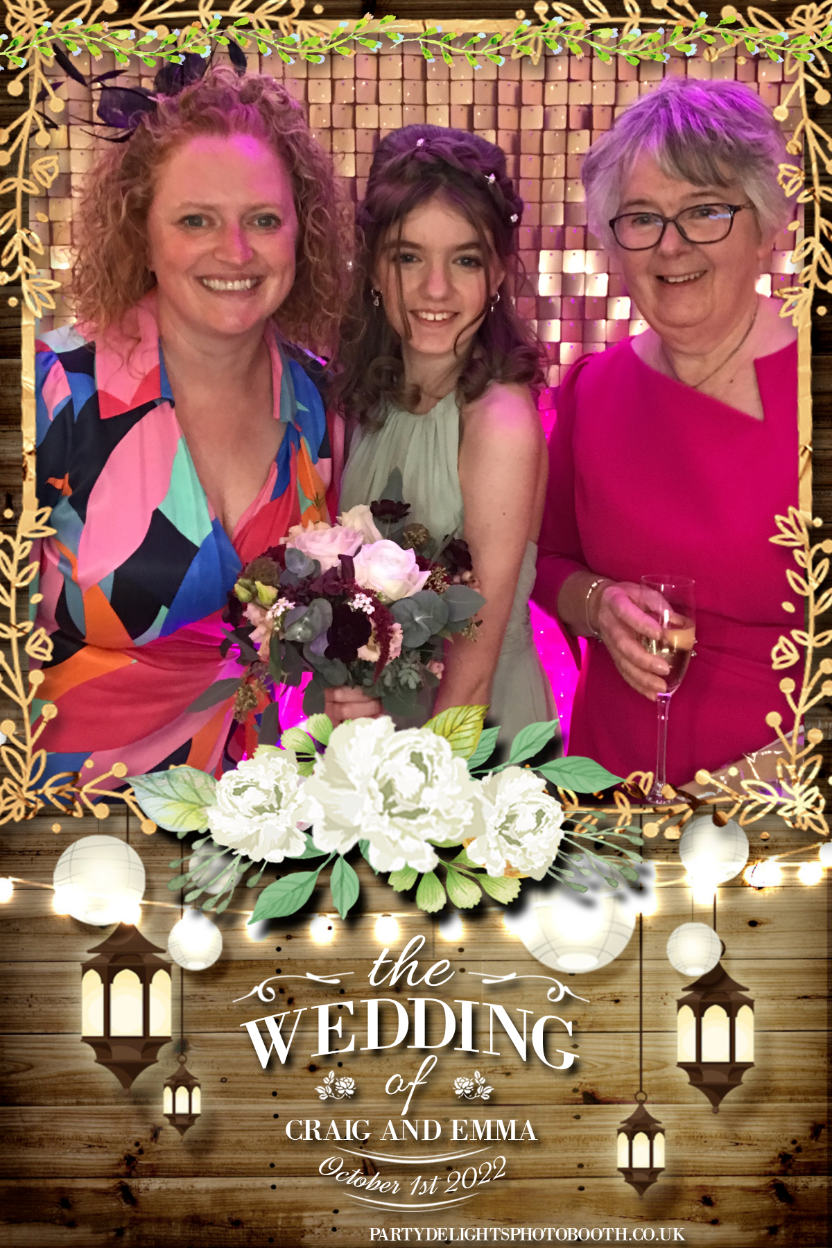 Mr & Mrs Smith | View more photos from the event at gallery.partydelightsphotobooth.co.uk/u/PartyDelightsPhotoBooth/Mr-Mrs-Smith