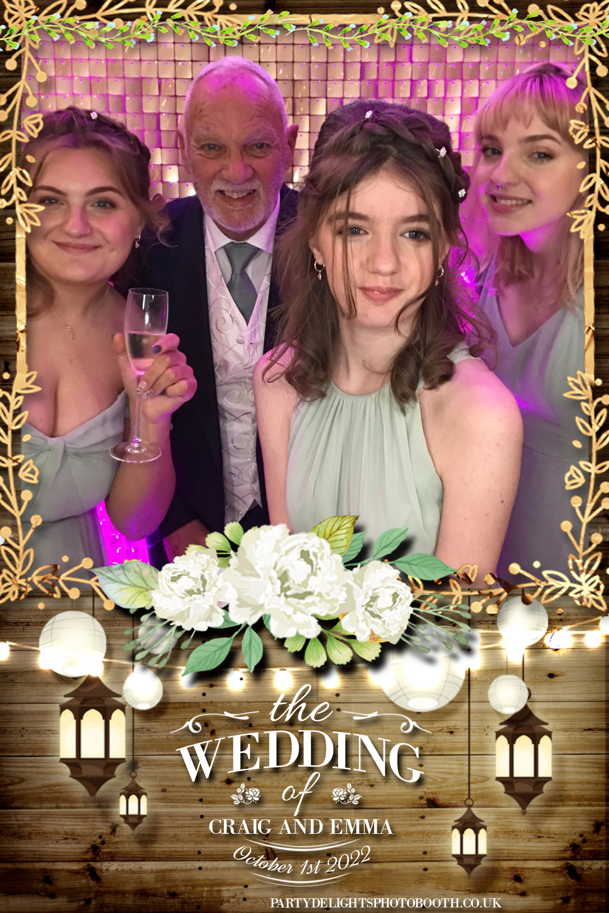 Mr & Mrs Smith | View more photos from the event at gallery.partydelightsphotobooth.co.uk/u/PartyDelightsPhotoBooth/Mr-Mrs-Smith
