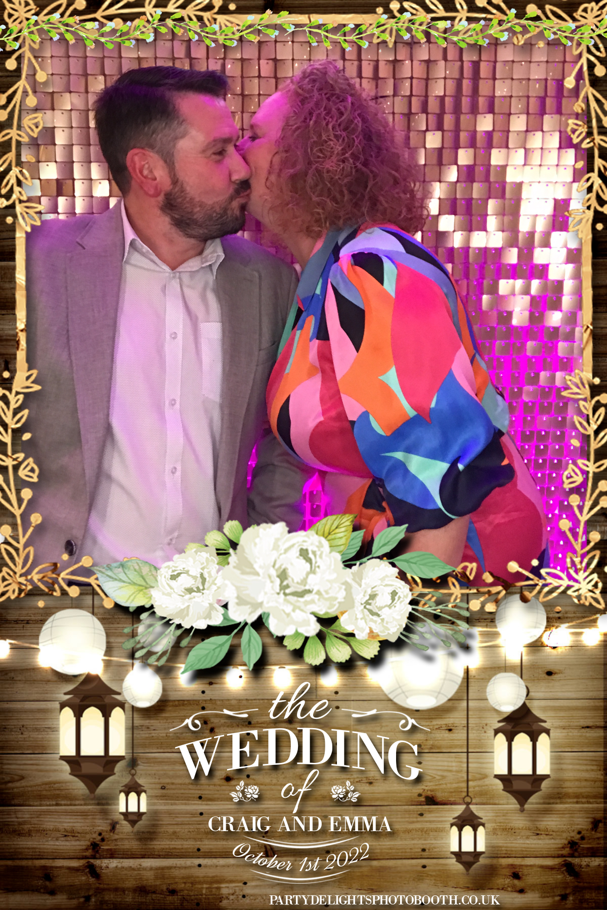 Mr & Mrs Smith | View more photos from the event at gallery.partydelightsphotobooth.co.uk/u/PartyDelightsPhotoBooth/Mr-Mrs-Smith