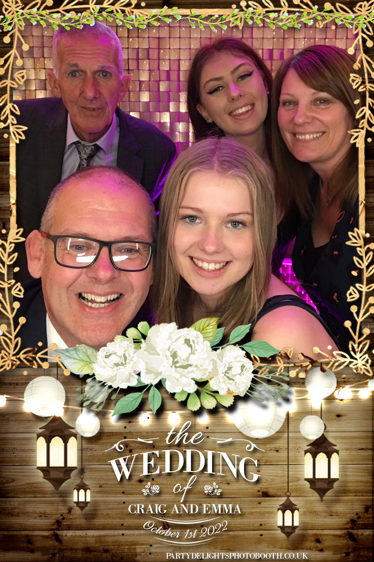 Mr & Mrs Smith | View more photos from the event at gallery.partydelightsphotobooth.co.uk/u/PartyDelightsPhotoBooth/Mr-Mrs-Smith